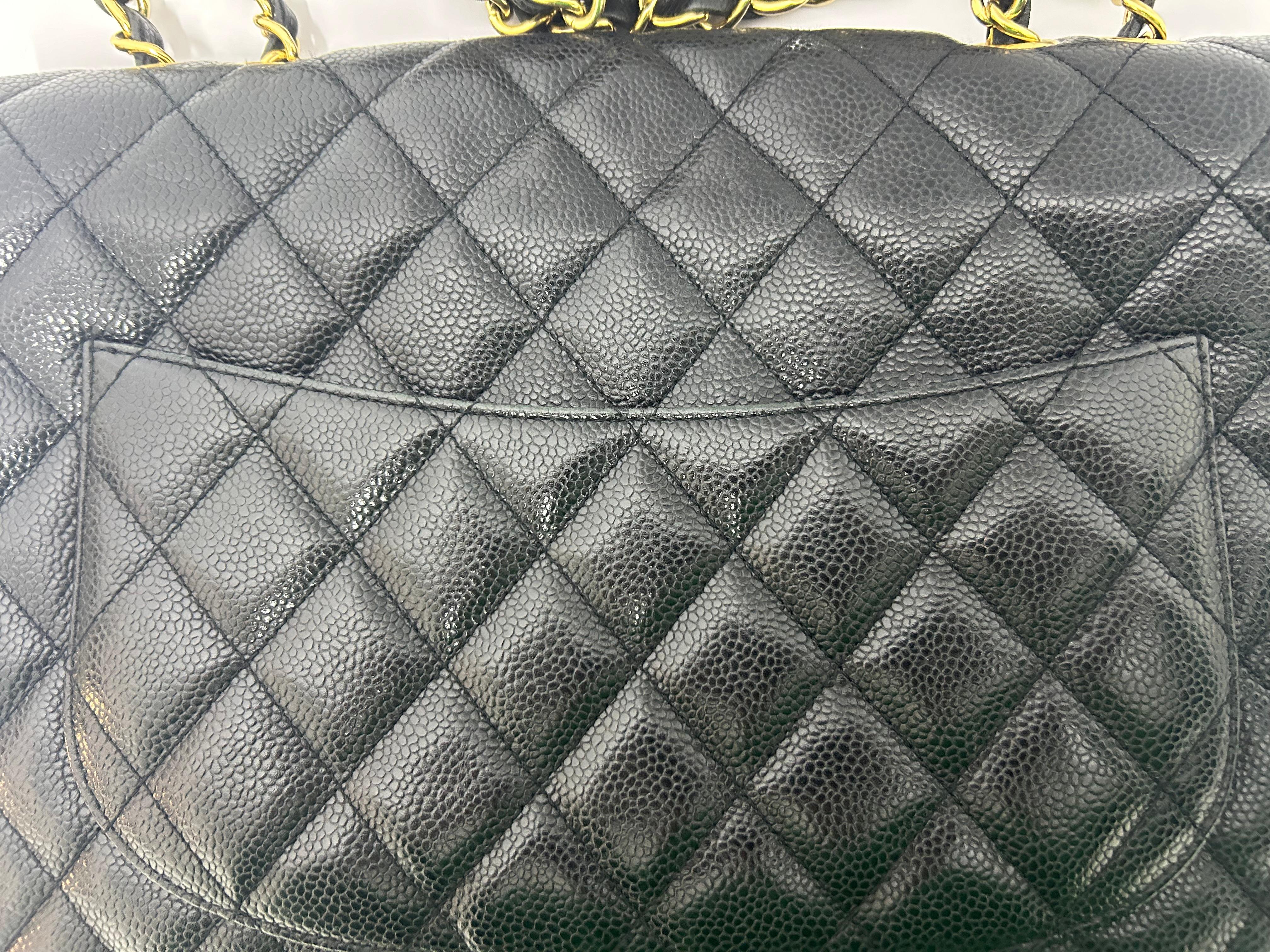 Chanel Jumbo Caviar Classic Single Flap Bag en vente 15
