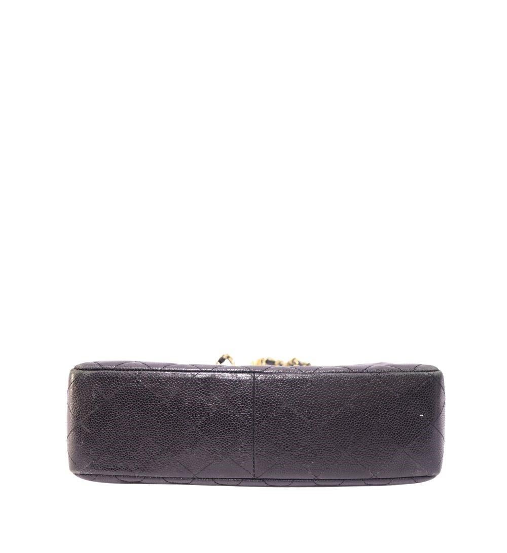 Chanel Jumbo Caviar Classic Single Flap Bag en vente 2