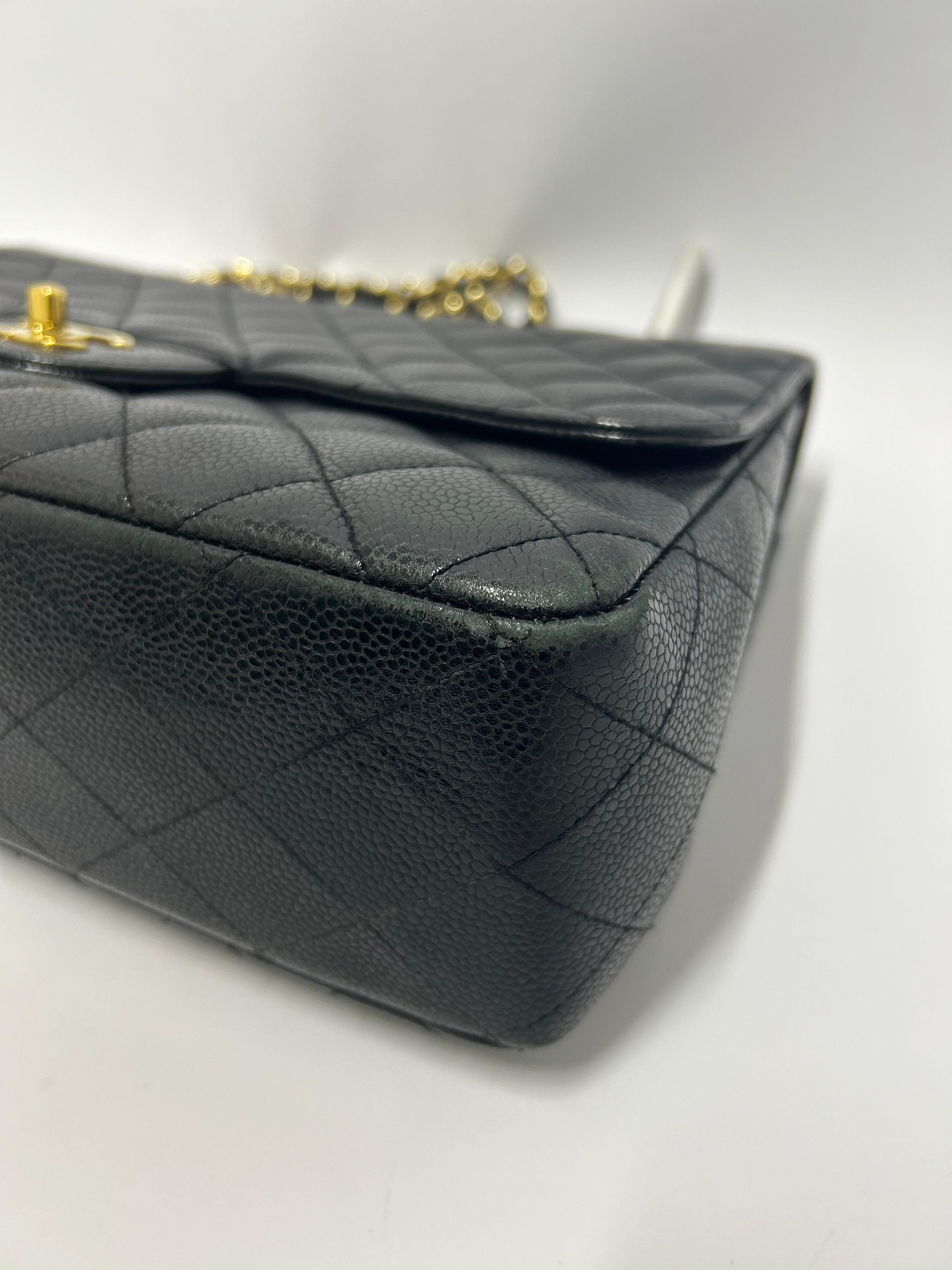 Chanel Jumbo Caviar Classic Single Flap Bag en vente 5