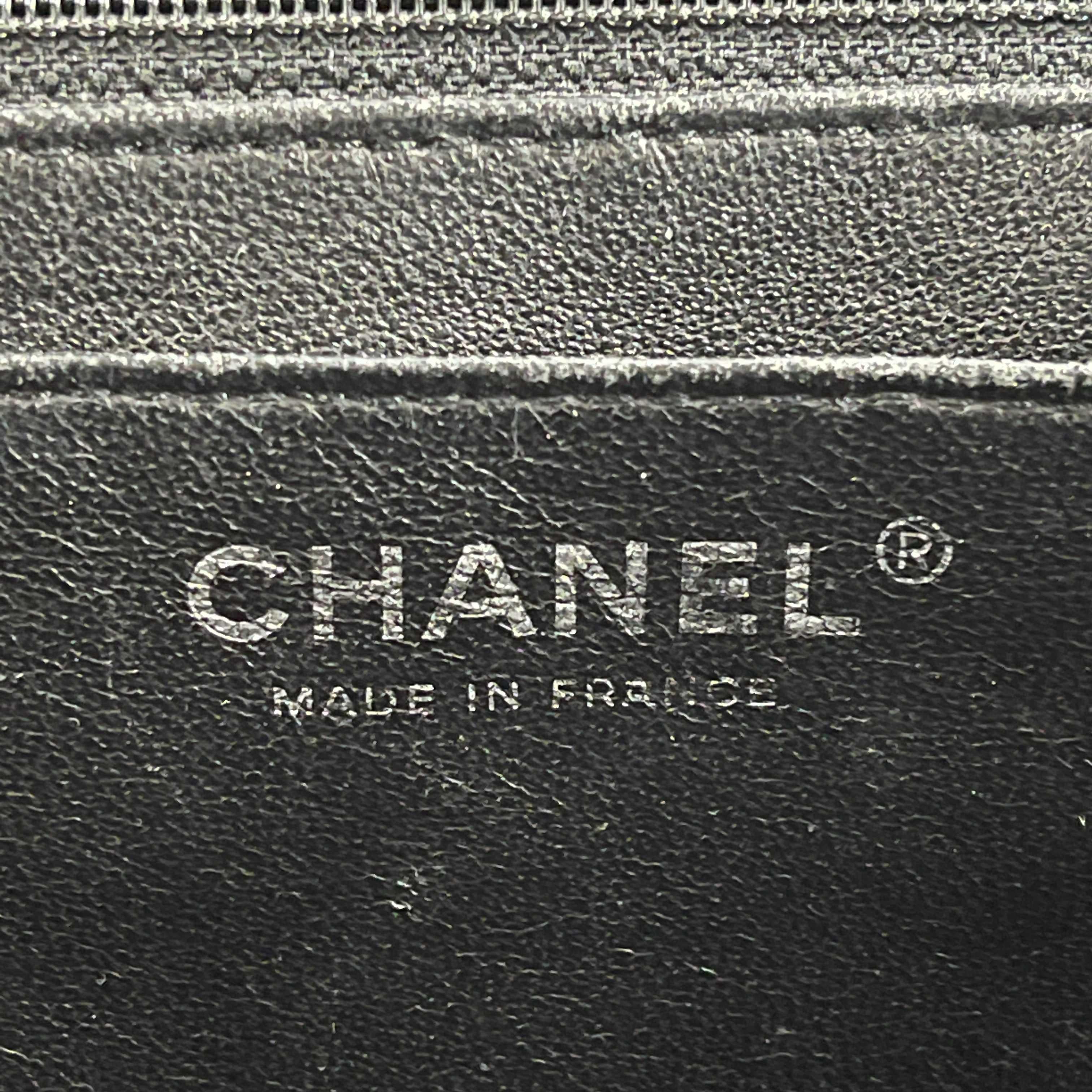 CHANEL - Jumbo Caviar Leather CC Classic Flap - Black / Silver Shoulder Bag 6