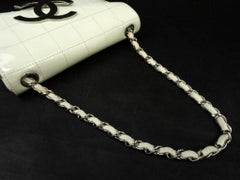 Chanel Jumbo Cc Logo Zig Zag 221349 White Patent Leather Shoulder Bag