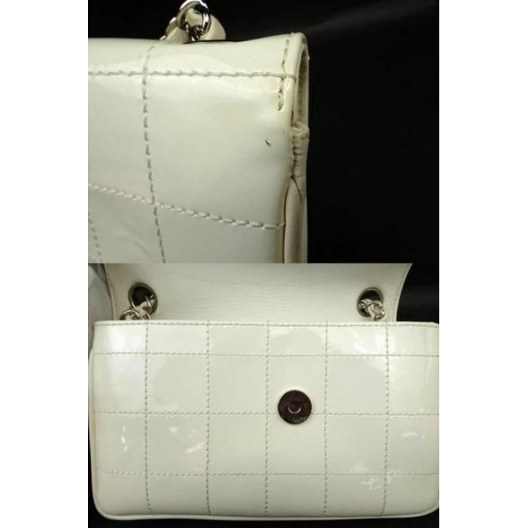 Women's Chanel Jumbo Cc Logo Zig Zag 221349 White Patent Leather Shoulder Bag For Sale