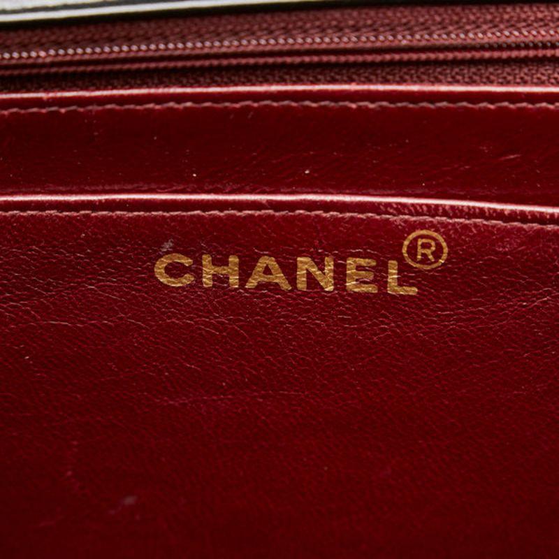 Chanel Jumbo Classic Lambskin Double Flap Shoulder Bag 2