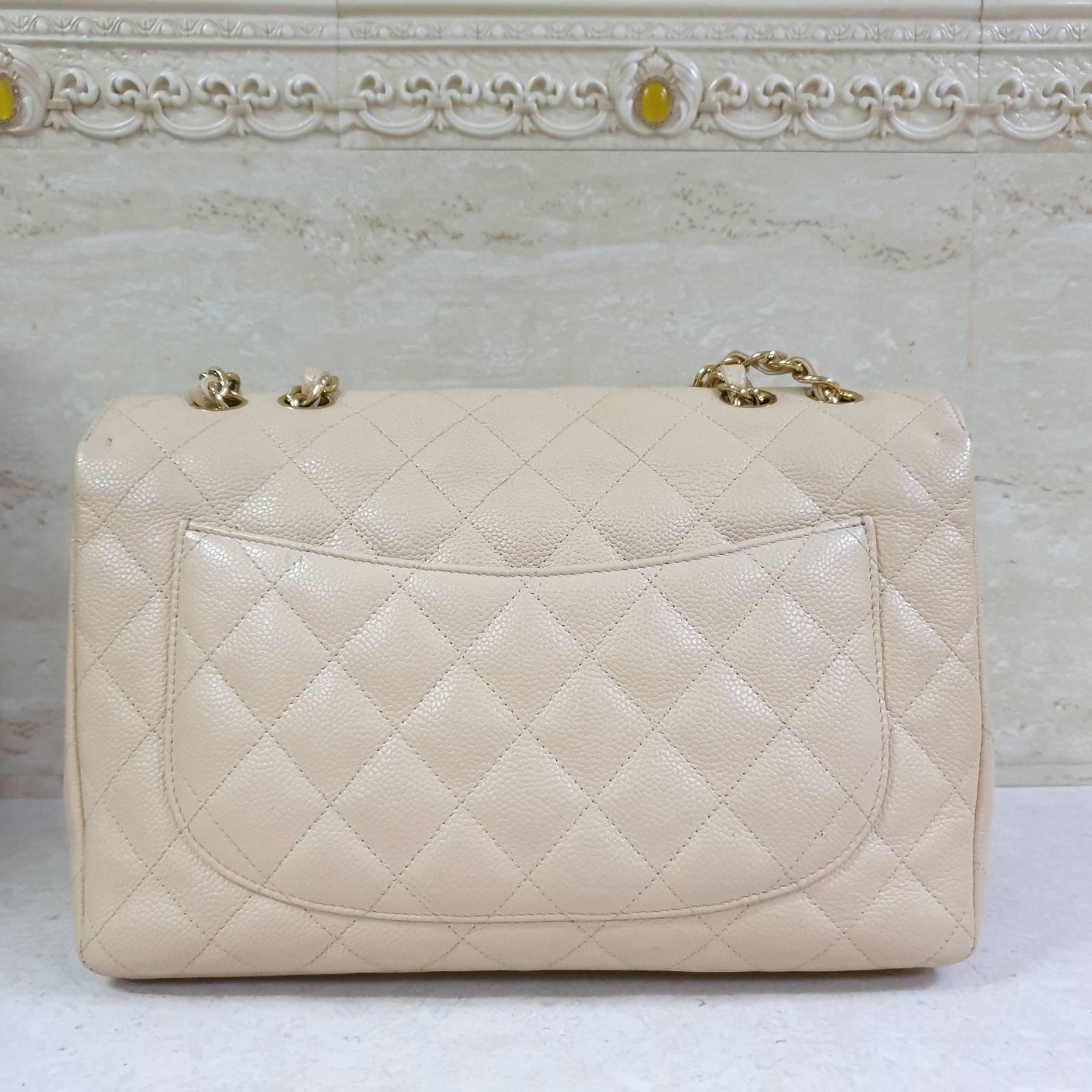 chanel jumbo beige caviar