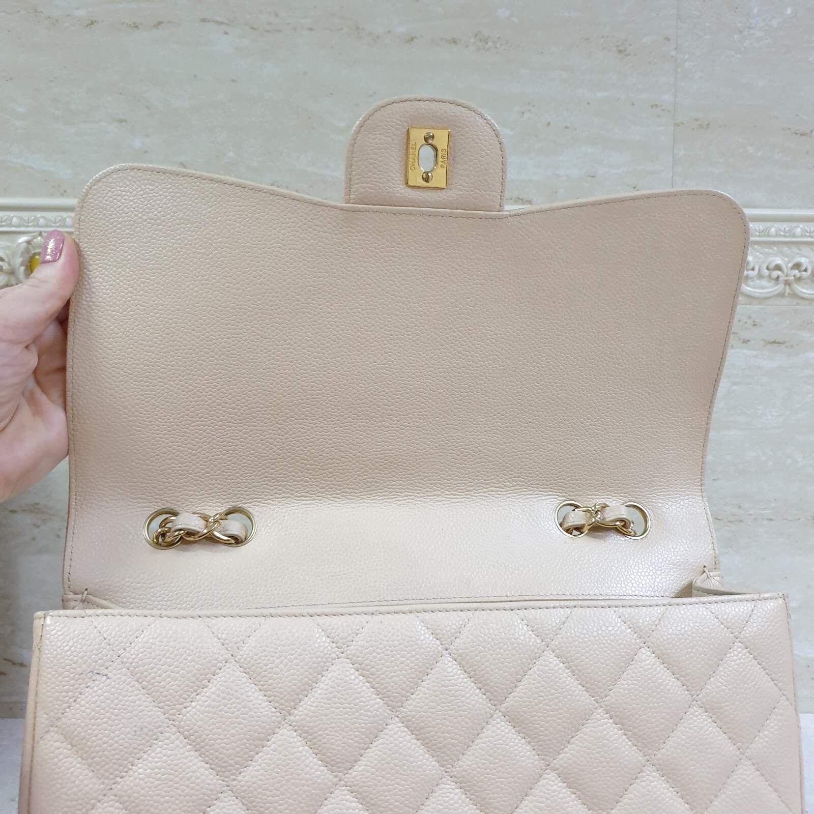 Women's Chanel Jumbo Classic Single Flap Bag Caviar Beige