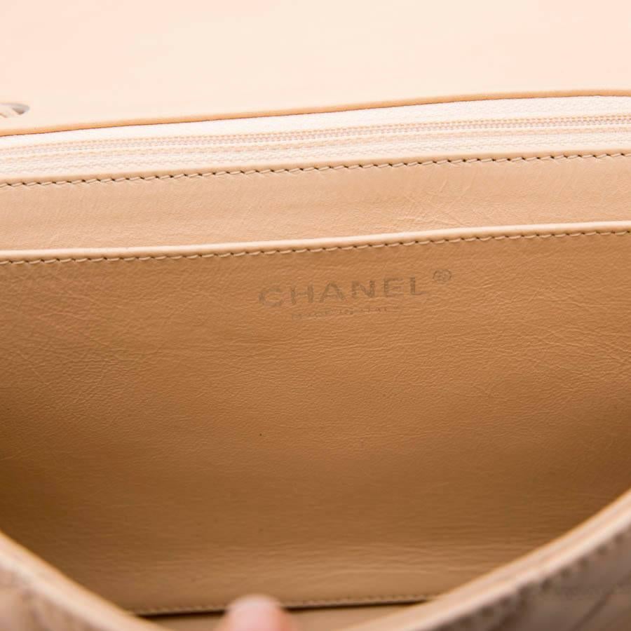 CHANEL Jumbo Flap Bag in Beige Smooth Quilted Lambskin Leather 4