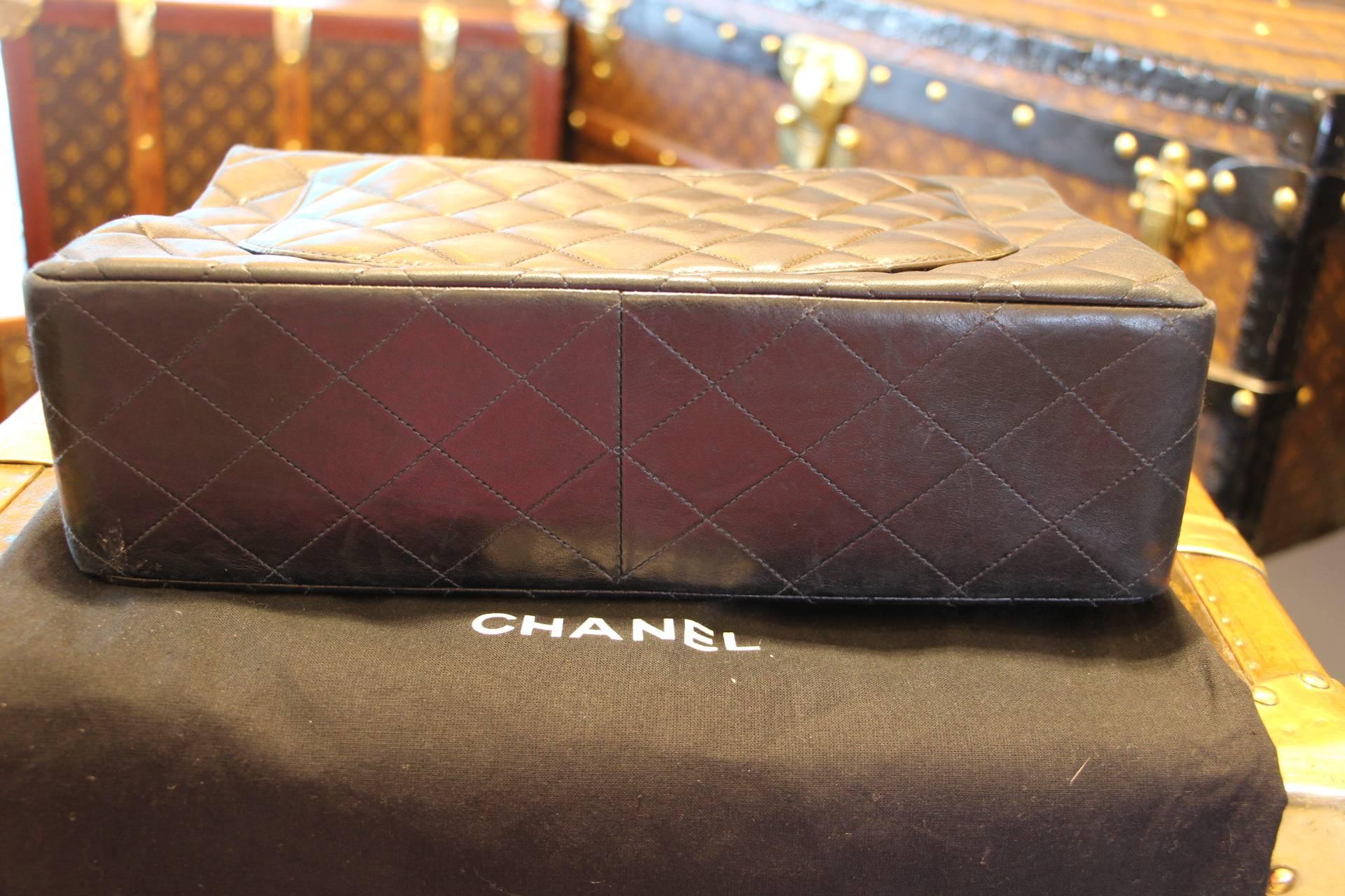 Chanel Jumbo Flap Bag in Black Lambskin 3