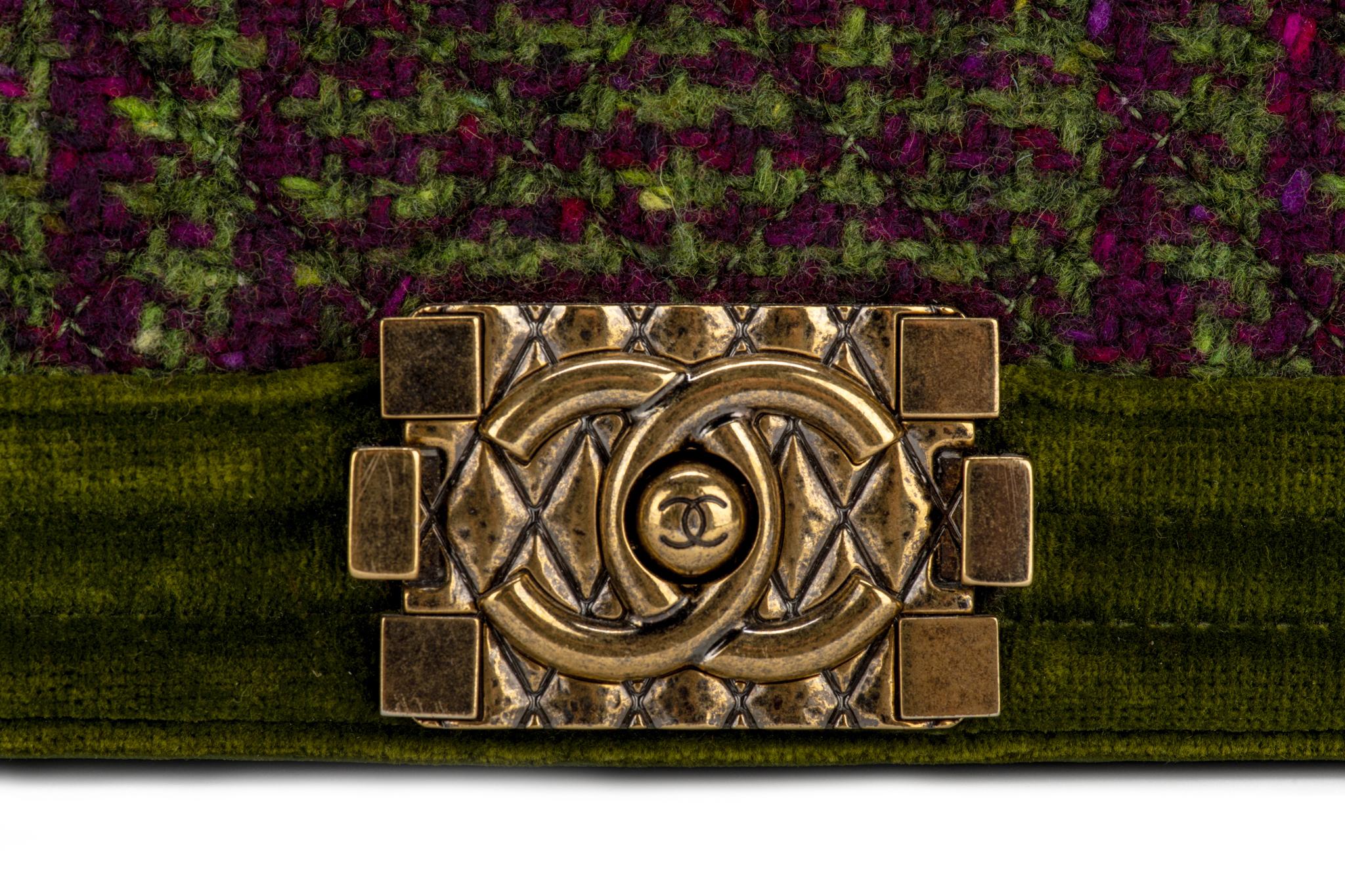 Borsa Chanel Jumbo in velluto verde e tweed per ragazzi 1