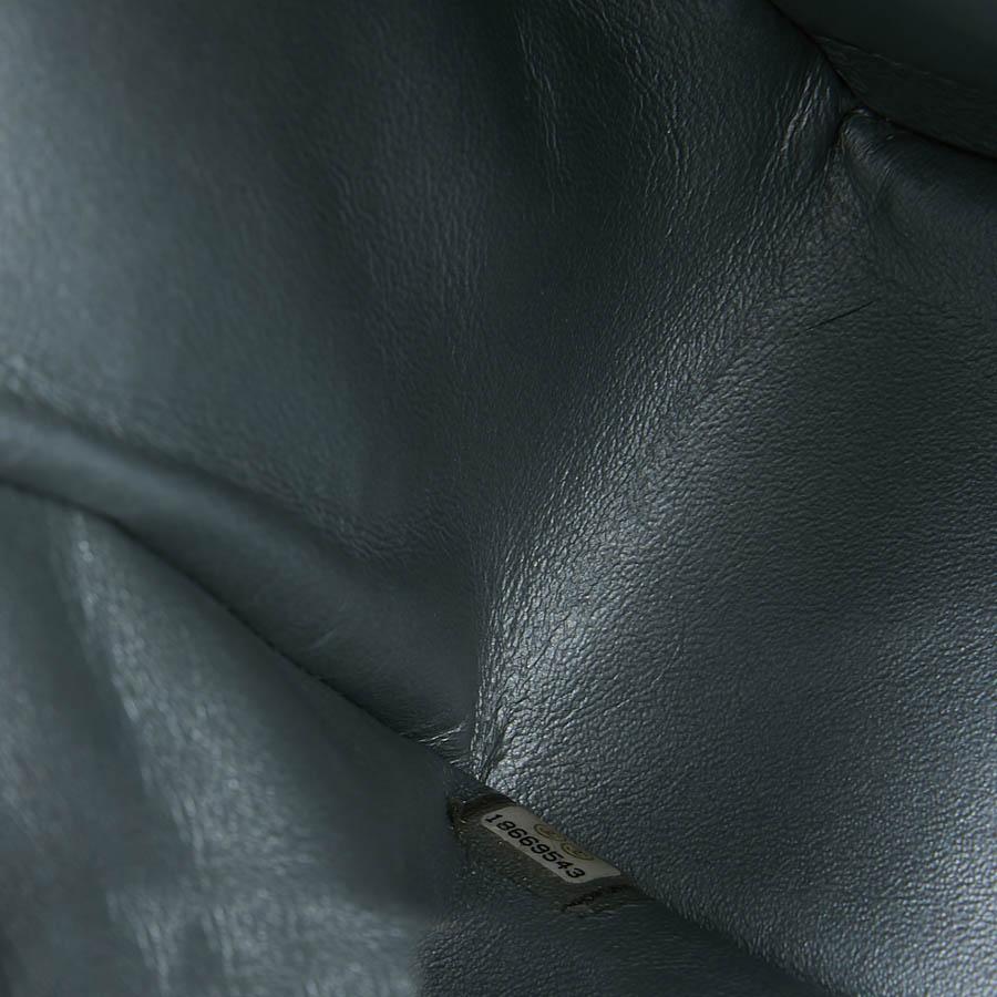 CHANEL Jumbo Handbag In Steel Gray Leather 7