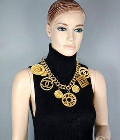 CHANEL Jumbo Iconic Logo Medallion Charm Necklace Belt