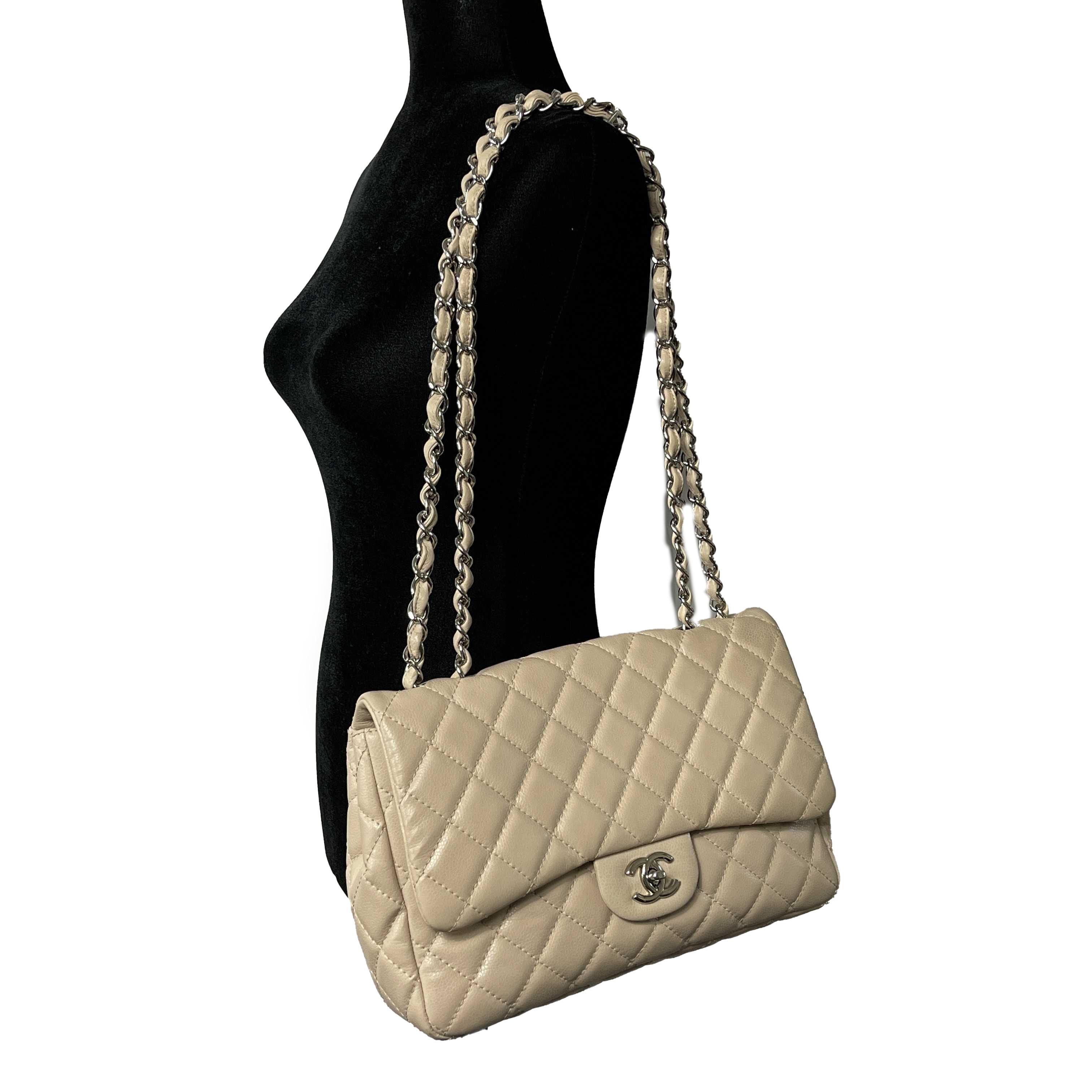 CHANEL - Jumbo Lambskin Quilted Single Flap - Beige - Silver Shoulder Bag For Sale 1
