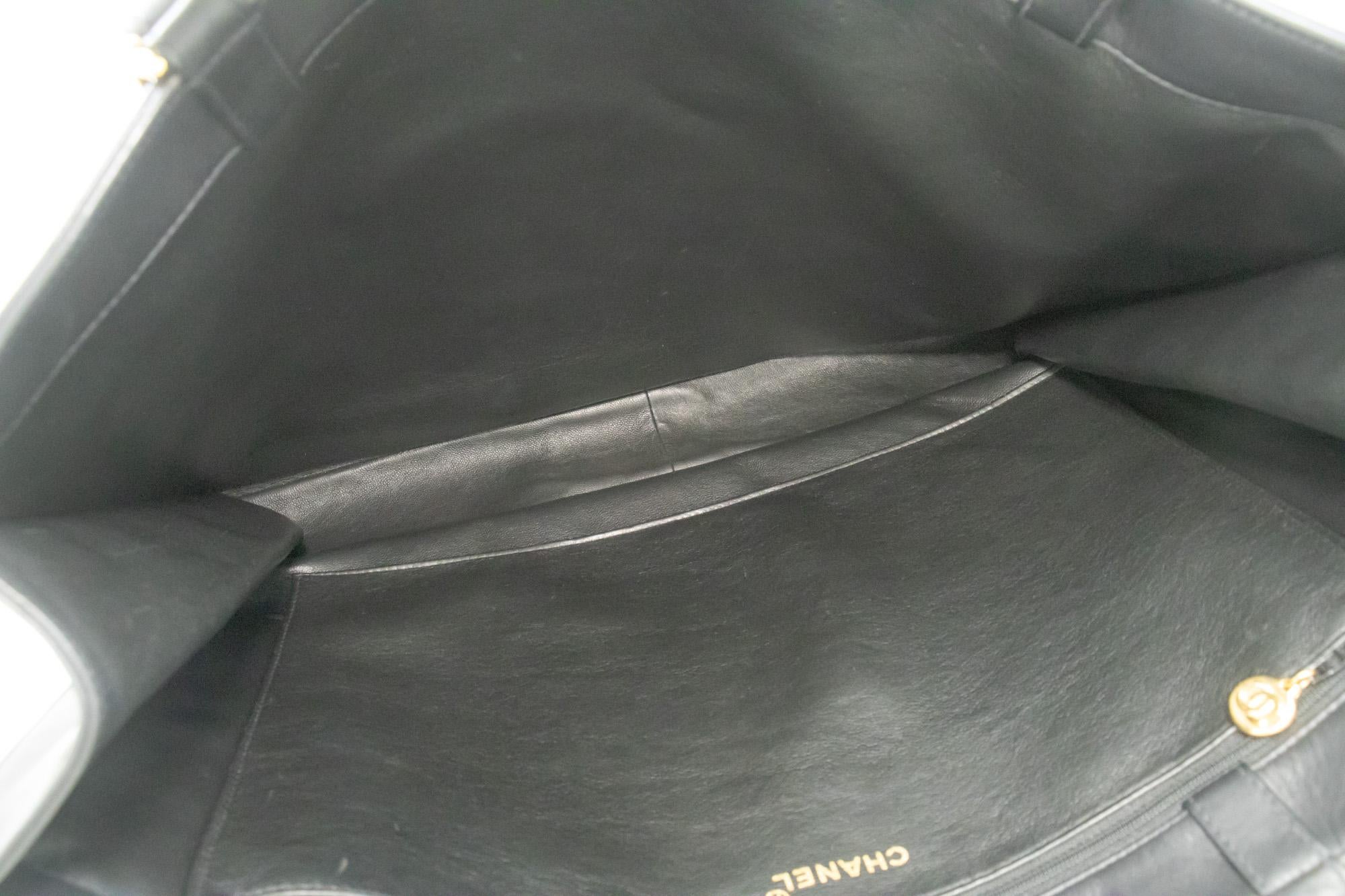 CHANEL Jumbo Large Big Chain Shoulder Bag Lambskin Black Leather 6