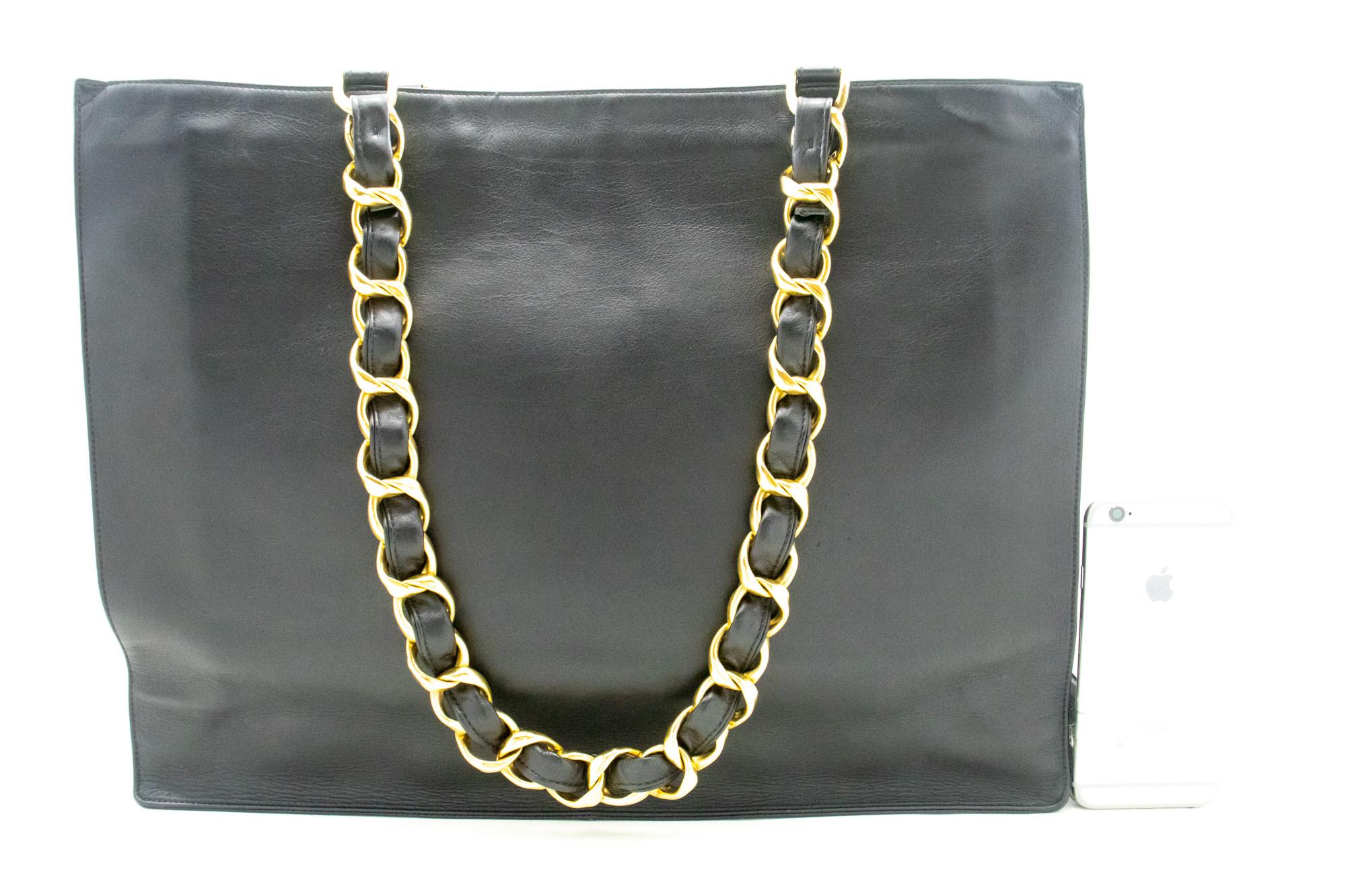 CHANEL Jumbo Large Big Chain Shoulder Bag Lambskin Black Leather In Good Condition In Takamatsu-shi, JP