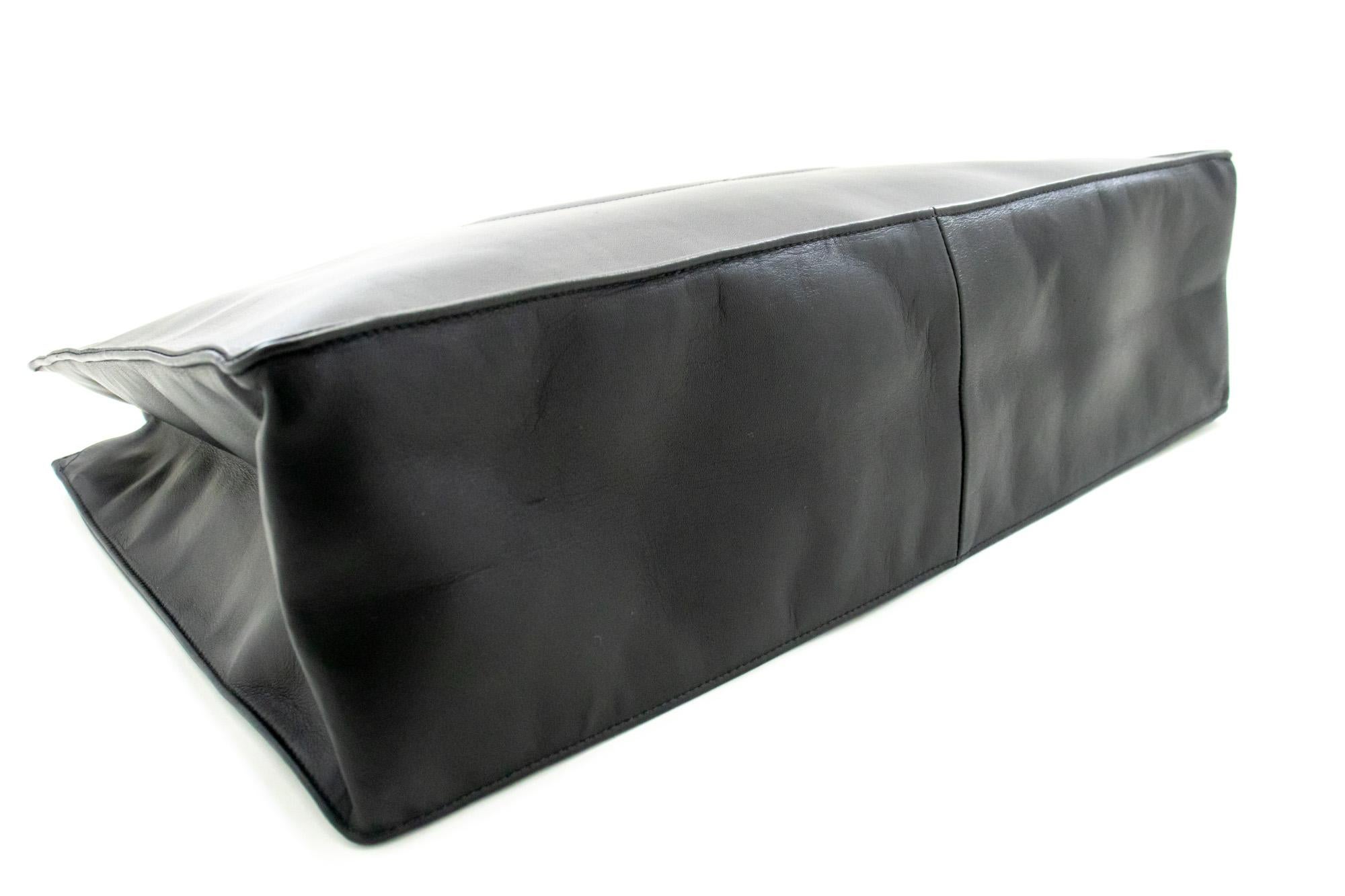 Women's CHANEL Jumbo Large Big Chain Shoulder Bag Lambskin Black Leather