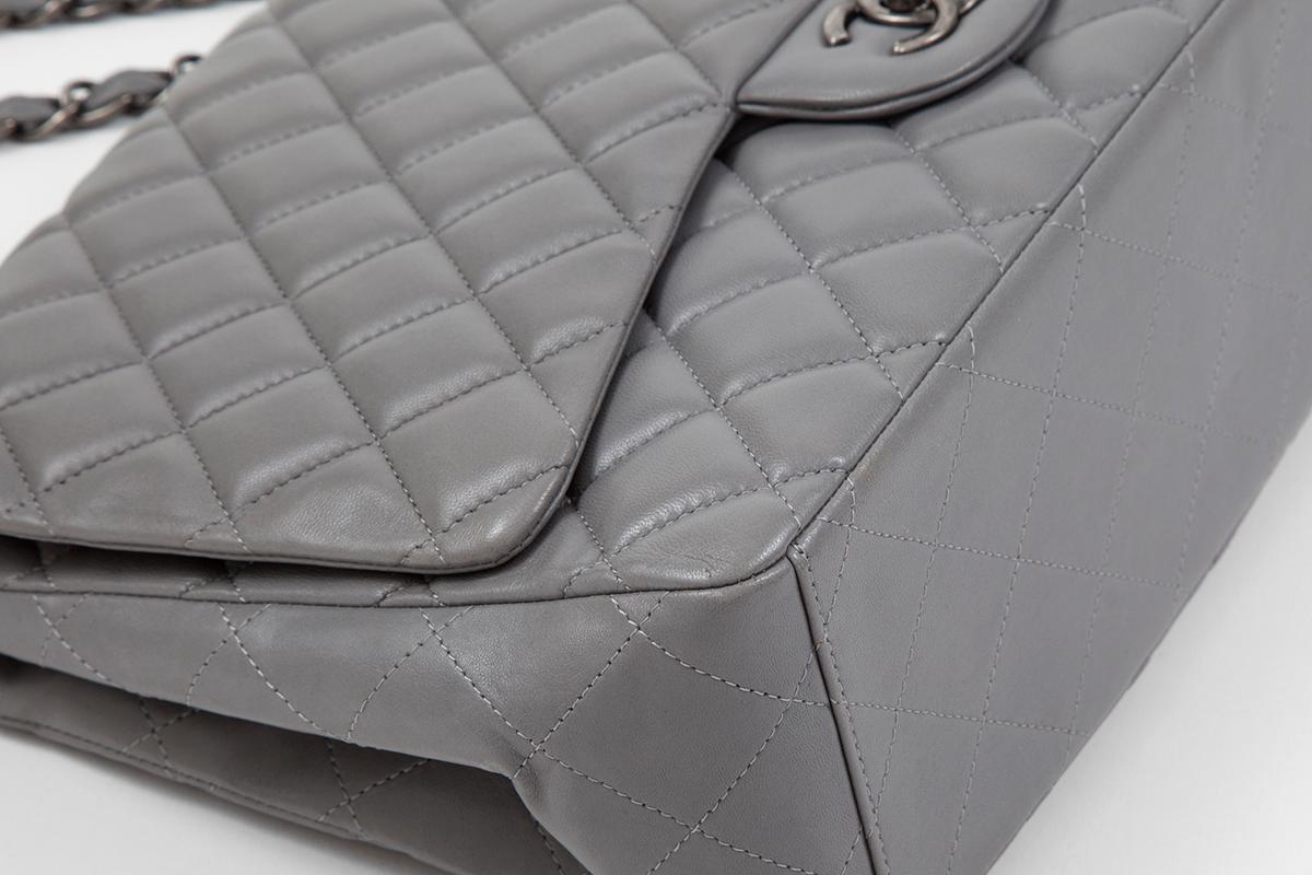 Chanel Jumbo Quilted Flap Bag  1