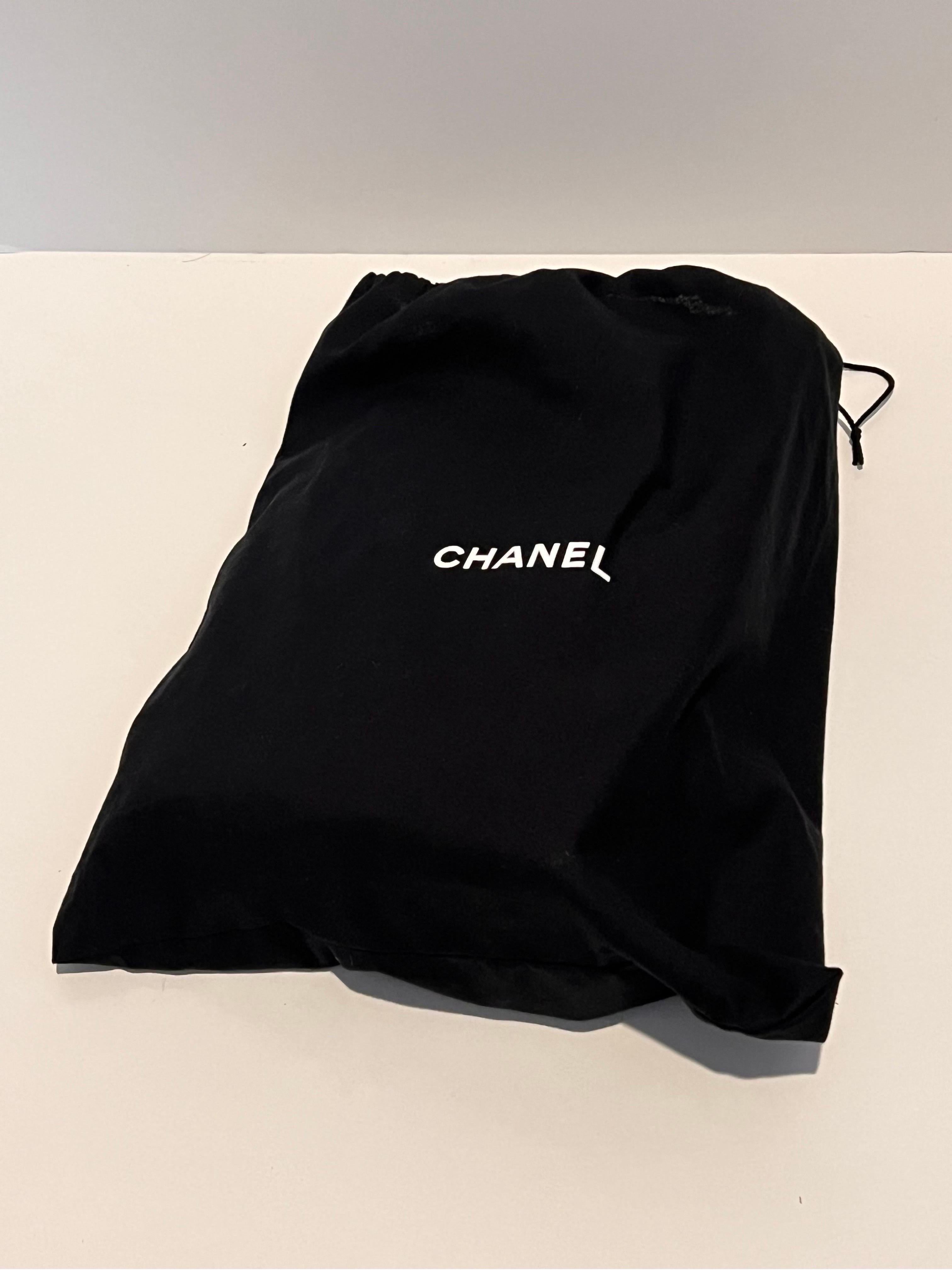 Chanel Jumbo quilted Flap bag in Patent  9