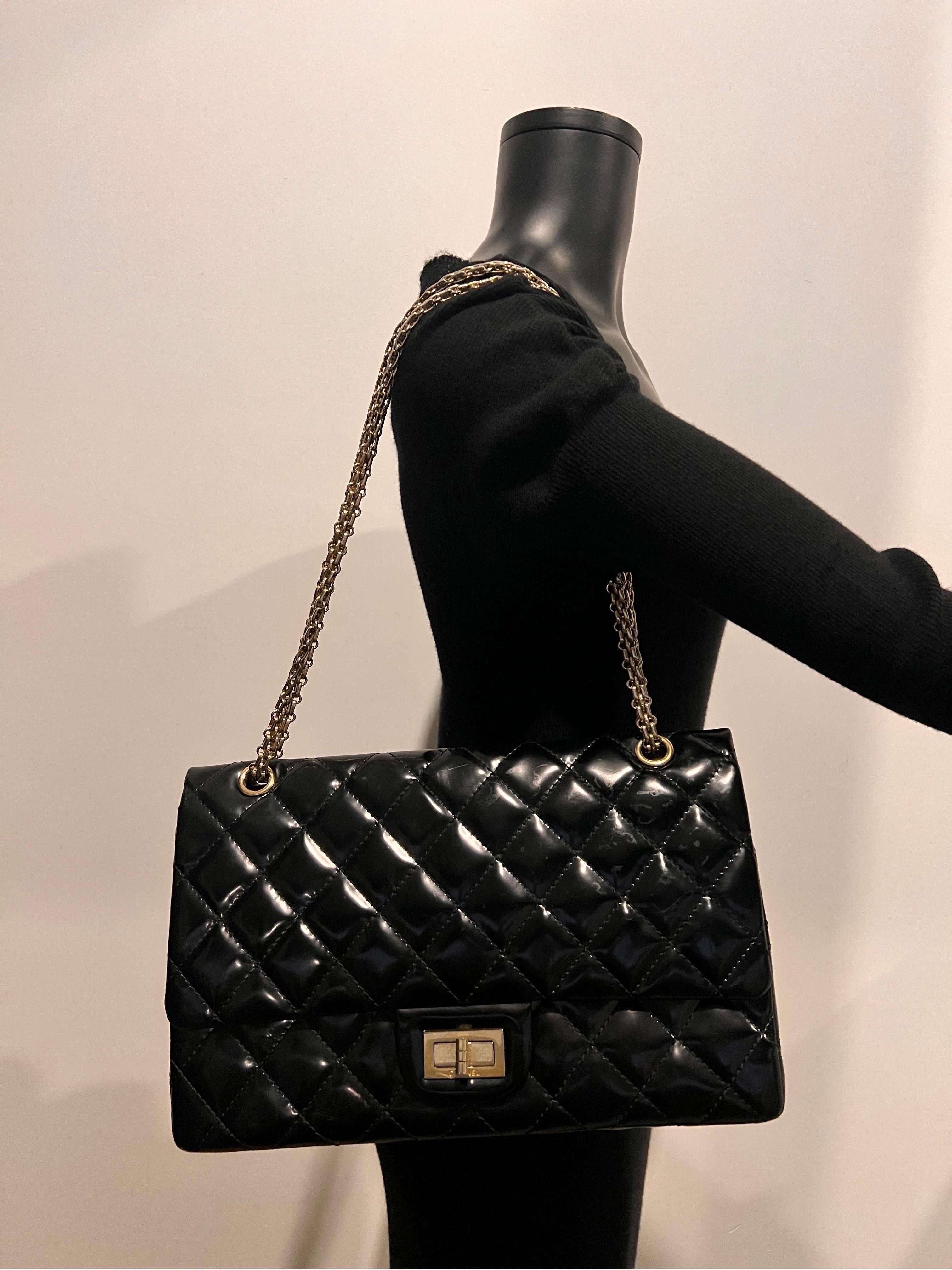Chanel Jumbo quilted Flap bag in beautiful Patent leather. Excellent condition. 
Full set comes with dust bag, box, authenticity card. 

Bijoux chain is intricately etched and can be worn double or single strap. Interior features two