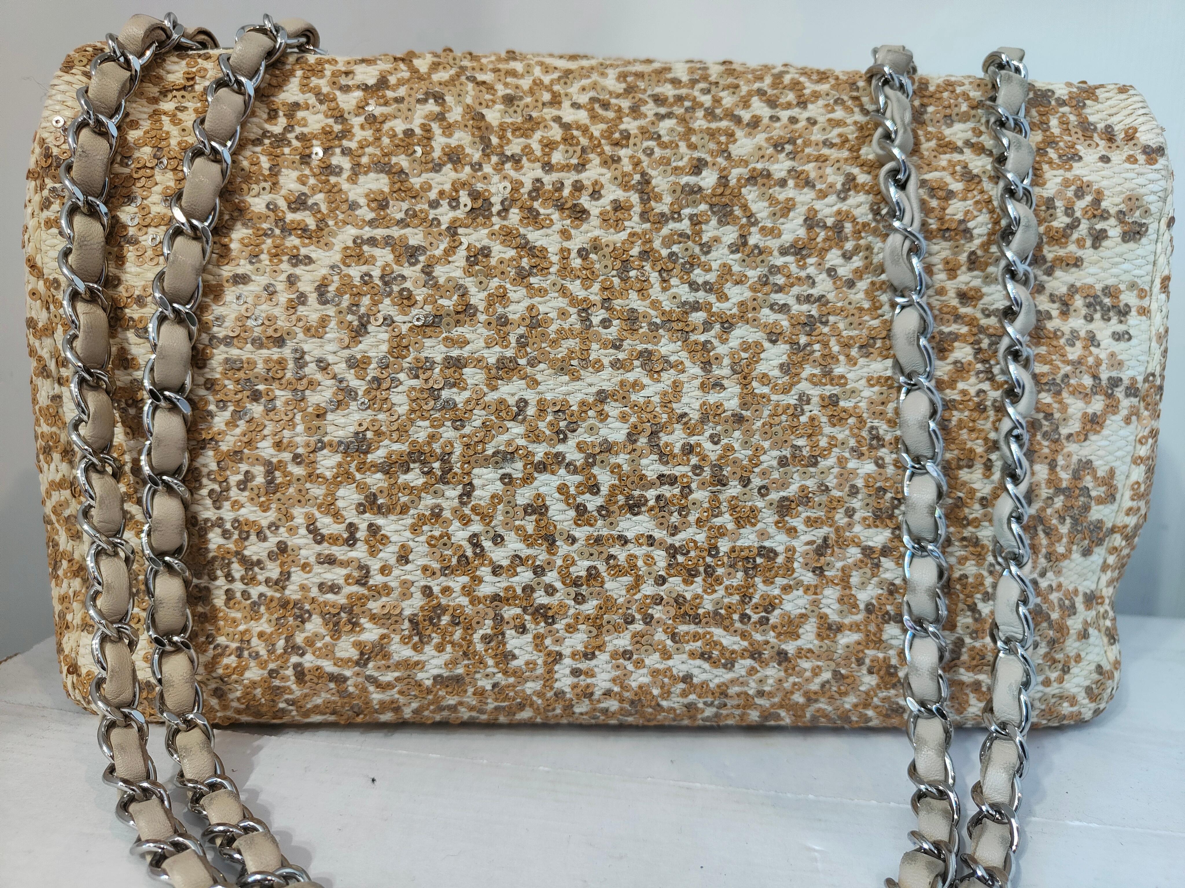 Chanel jumbo paillettes rafia patta singola in vendita 1