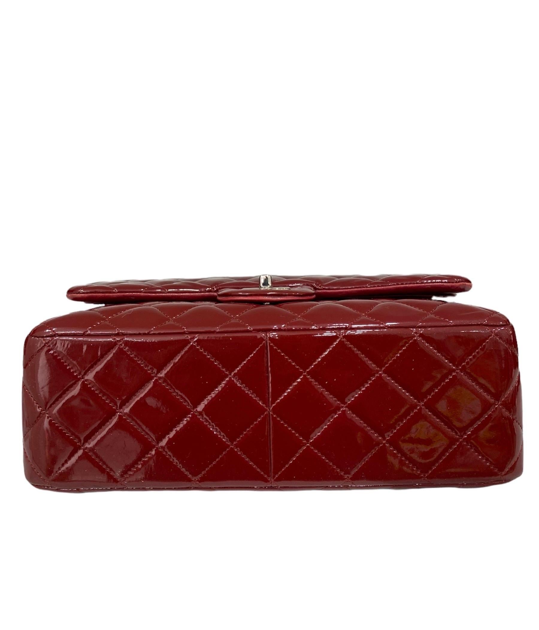 Brown 2011 Chanel Jumbo Red Vernis Shoulder Bag