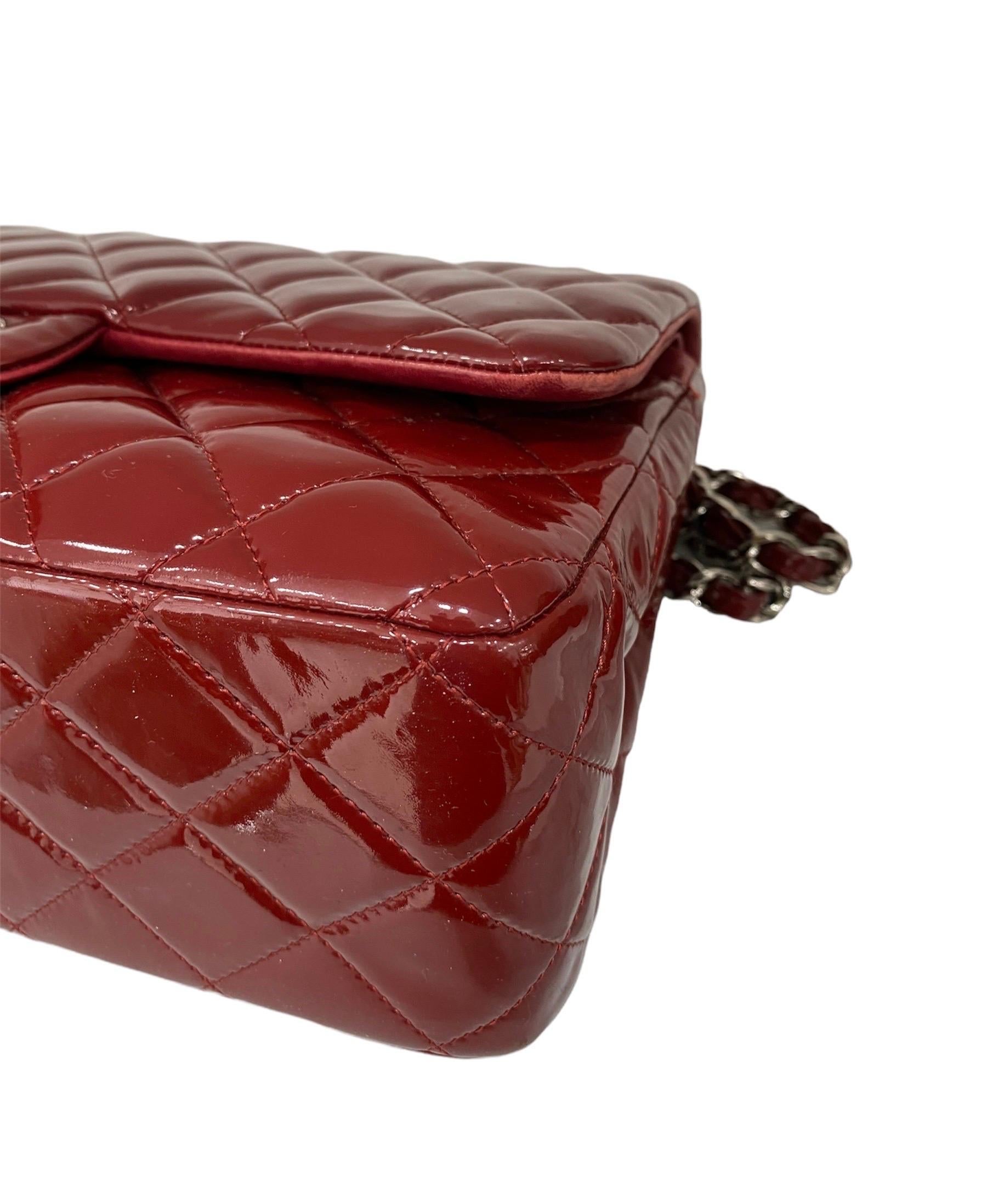 2011 Chanel Jumbo Red Vernis Shoulder Bag 2