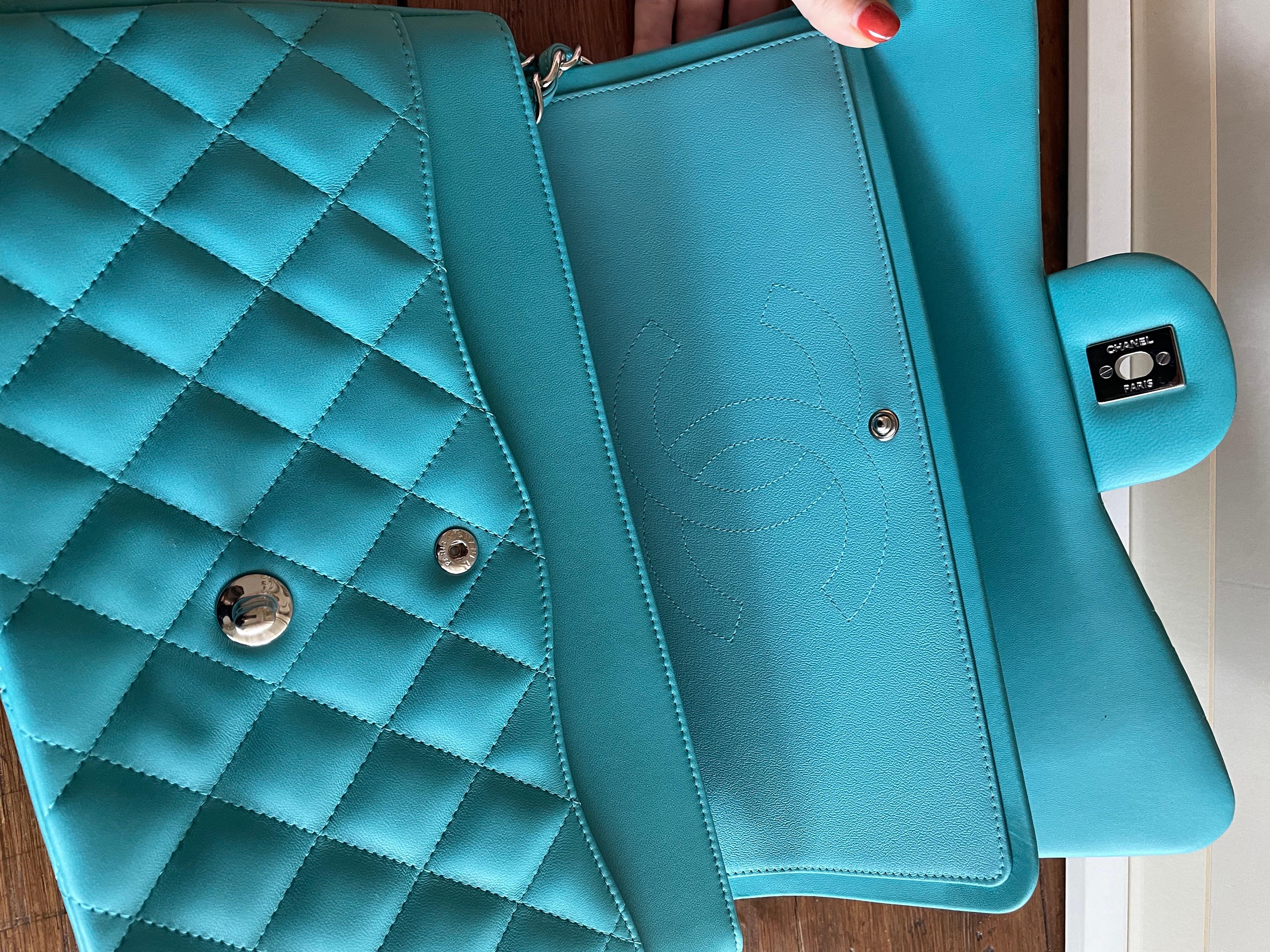 Chanel Jumbo turquoise bag  3