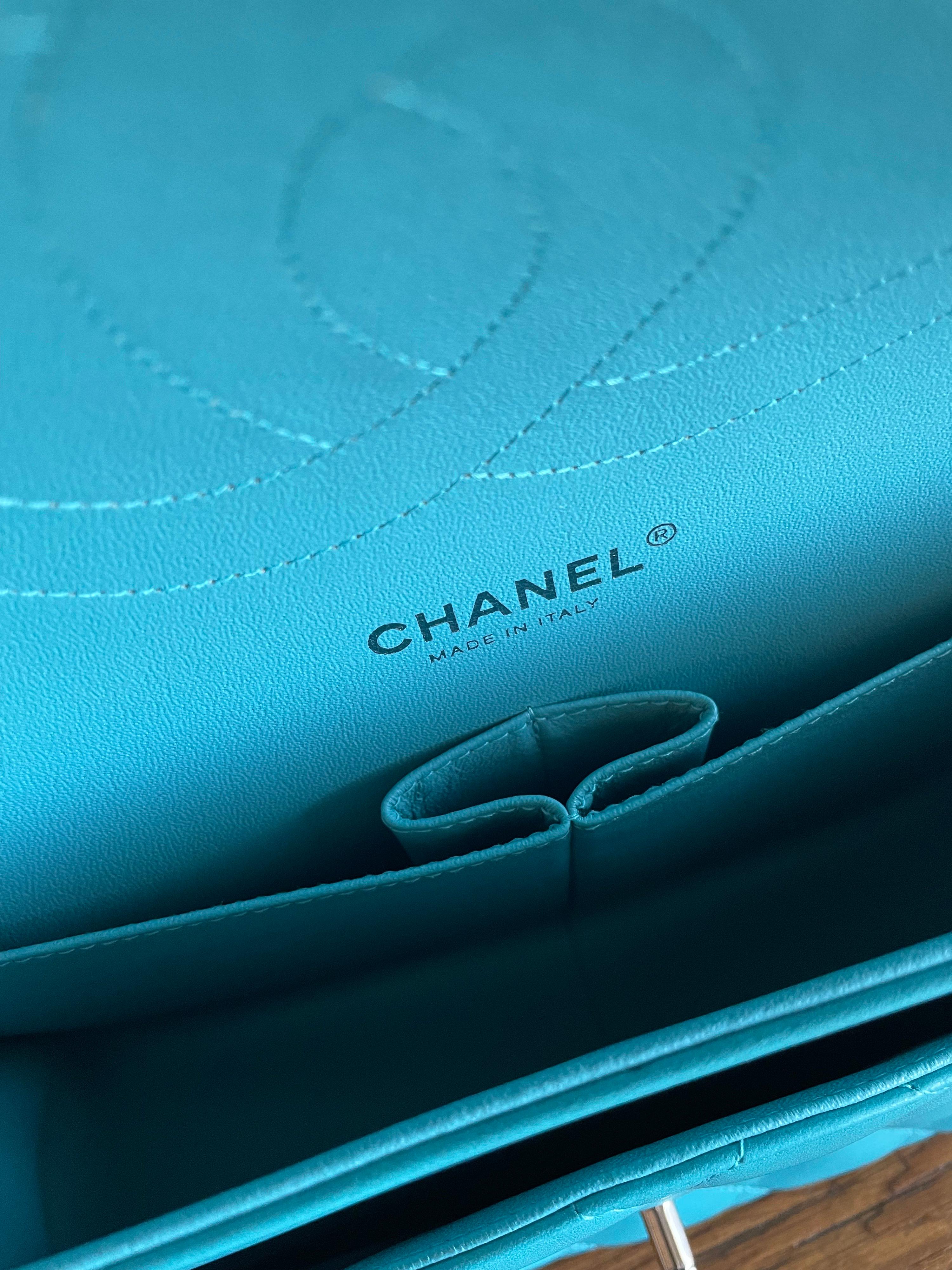 Chanel Jumbo turquoise bag  4