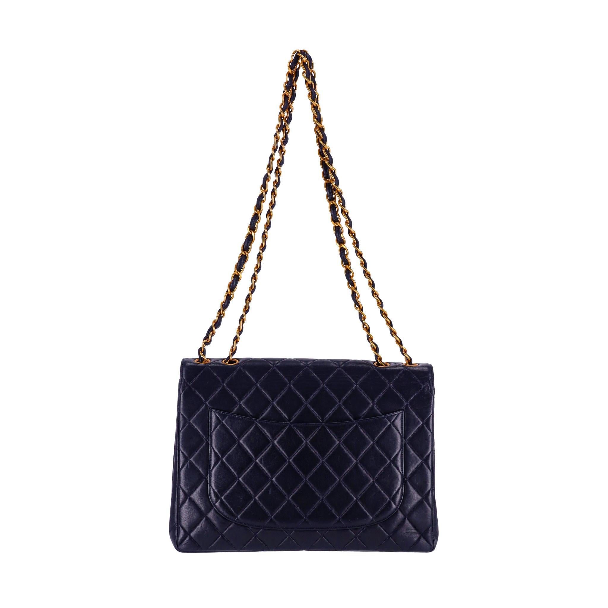 Chanel Jumbo Vintage Lambskin Leather Quilted Timeless Bag In Excellent Condition For Sale In London, GB