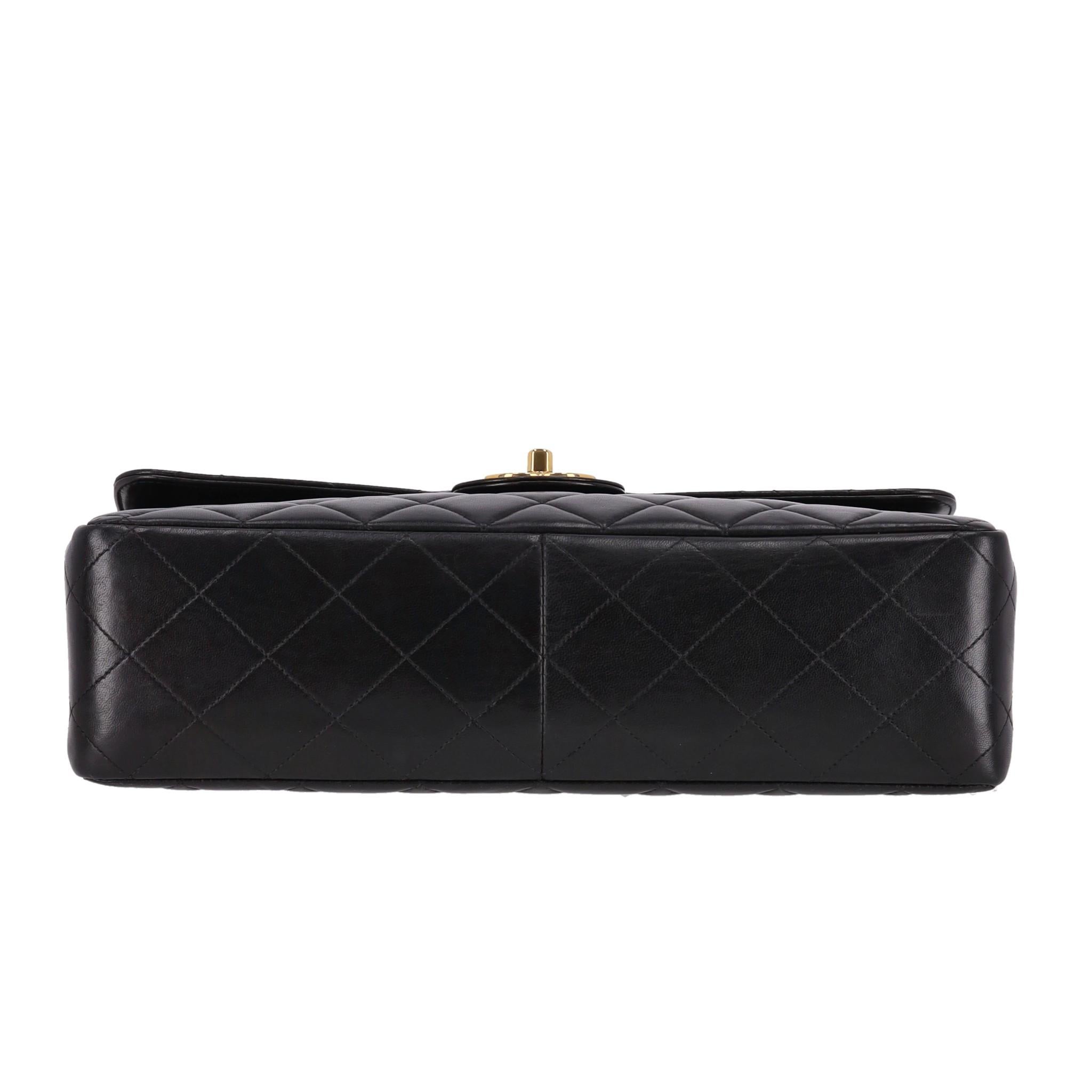De las mujeres Chanel Jumbo Vintage Bolso Acolchado de Piel de Cordero Intemporal en venta