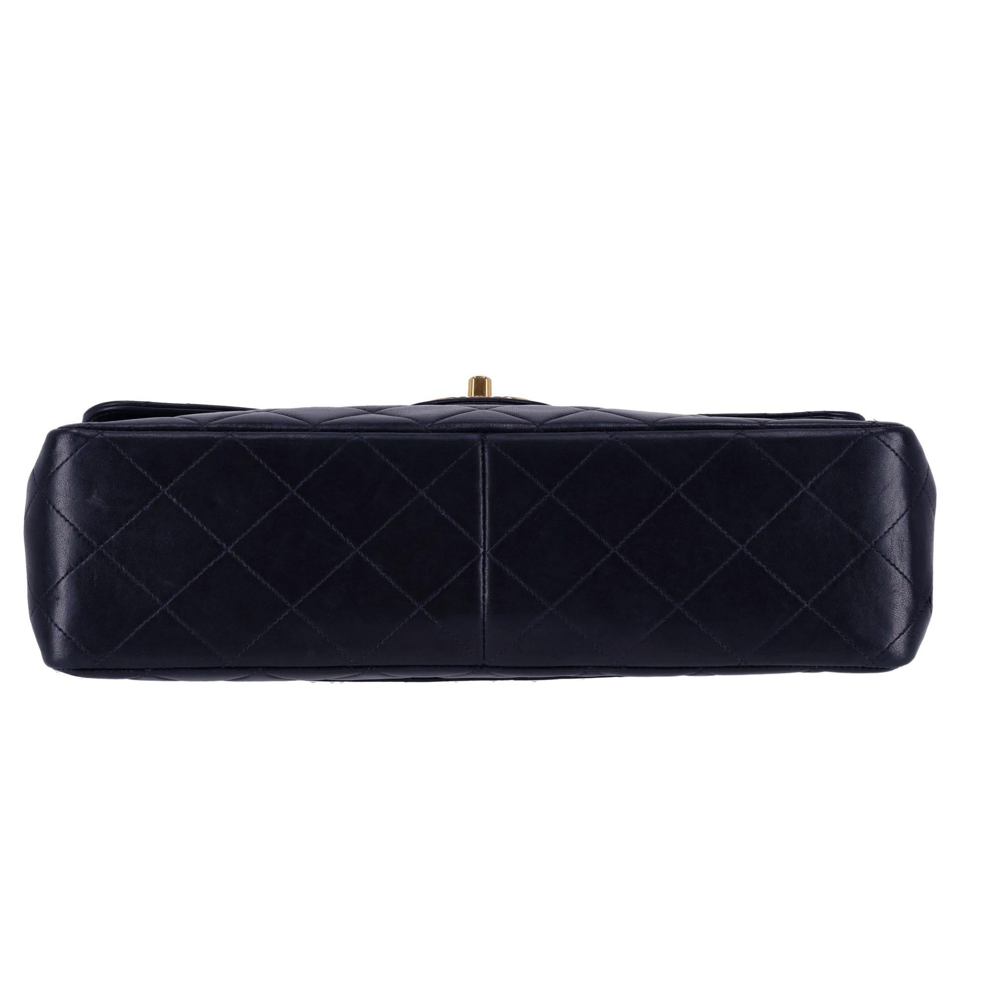 Women's Chanel Jumbo Vintage Lambskin Leather Quilted Timeless Bag For Sale
