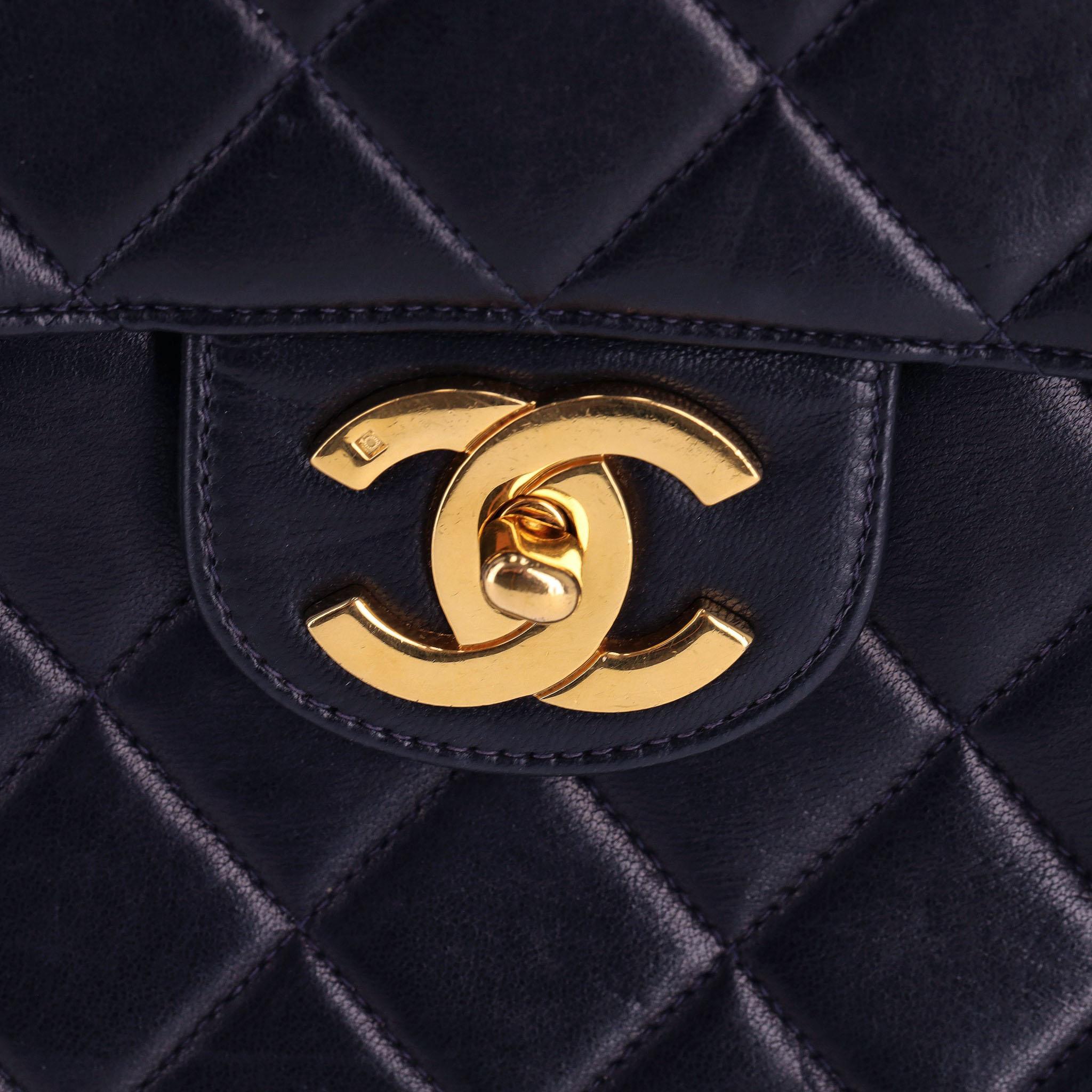 Chanel Jumbo Vintage Lambskin Leather Quilted Timeless Bag For Sale 2