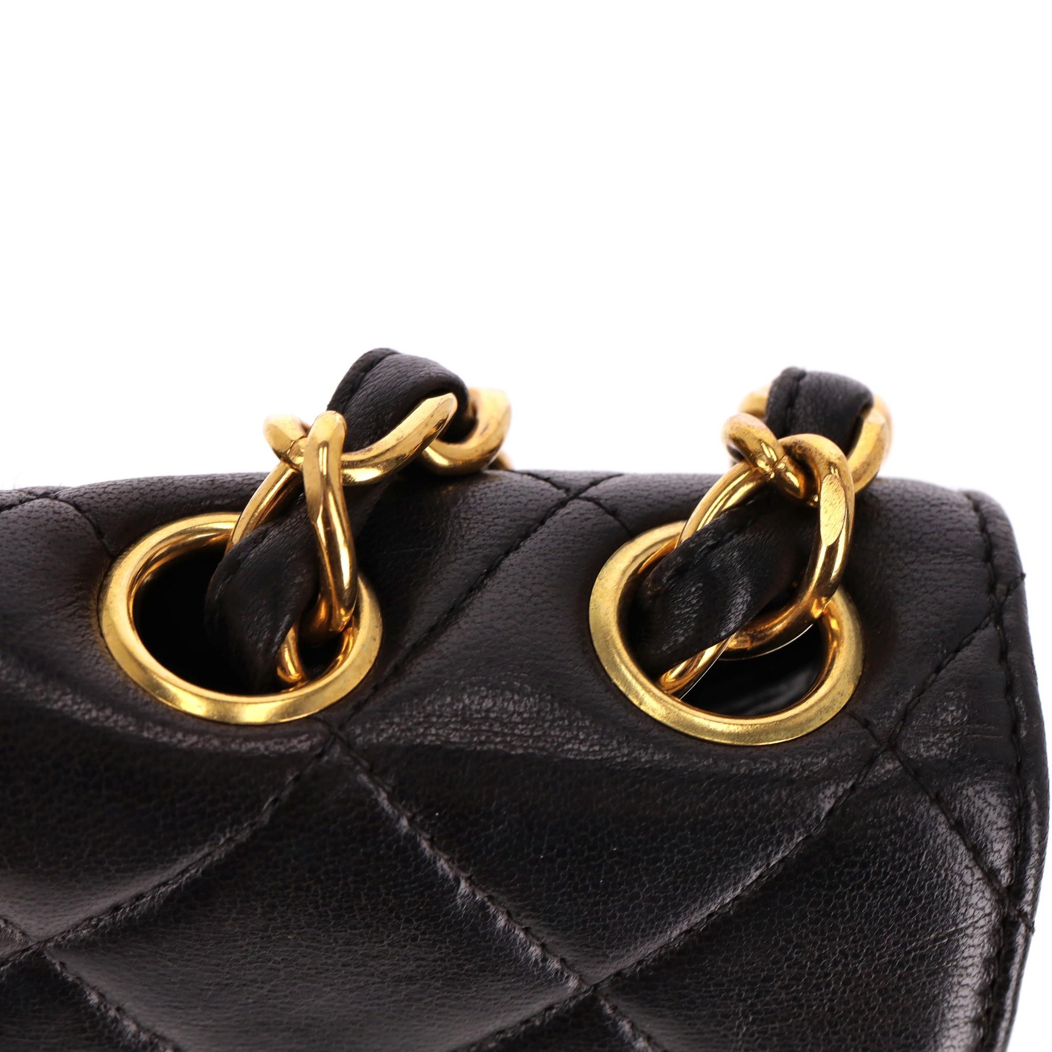 Chanel Jumbo Vintage Bolso Acolchado de Piel de Cordero Intemporal en venta 4