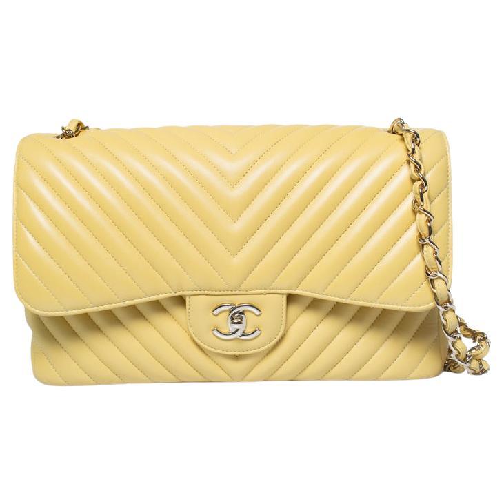 Chanel, Jumbo yellow chevron lamb leather flap bag For Sale