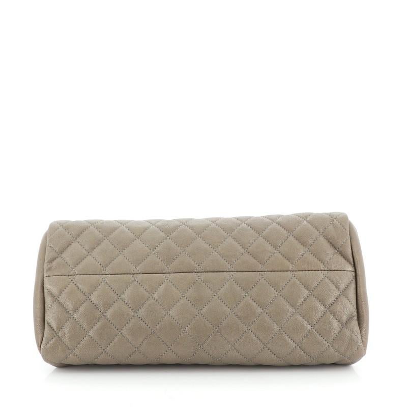 Women's or Men's Chanel Just Mademoiselle Bag Quilted Caviar Medium