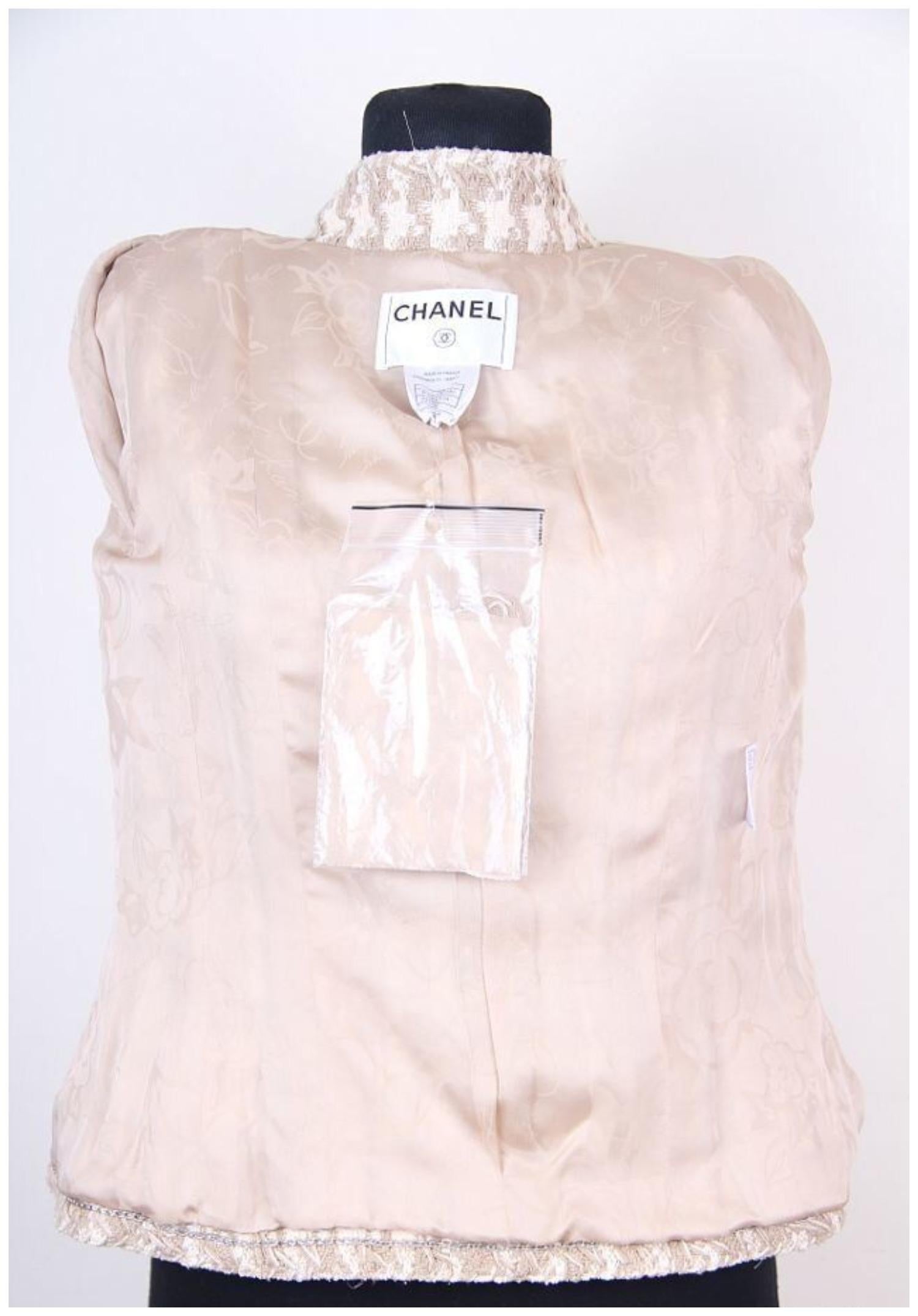 Veste en tweed beige/blanc pied-de-poule 34 FR Chanel & Karl Lagerfeld 08P 2008 Neuf - En vente à Алматинский Почтамт, KZ