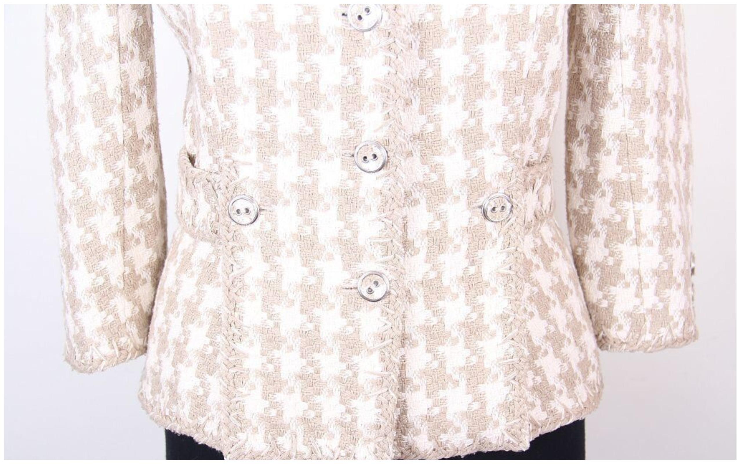 Chanel & Karl Lagerfeld 08P 2008 Beige/White Hound's-Tooth Tweed jacket 34 FR For Sale 2