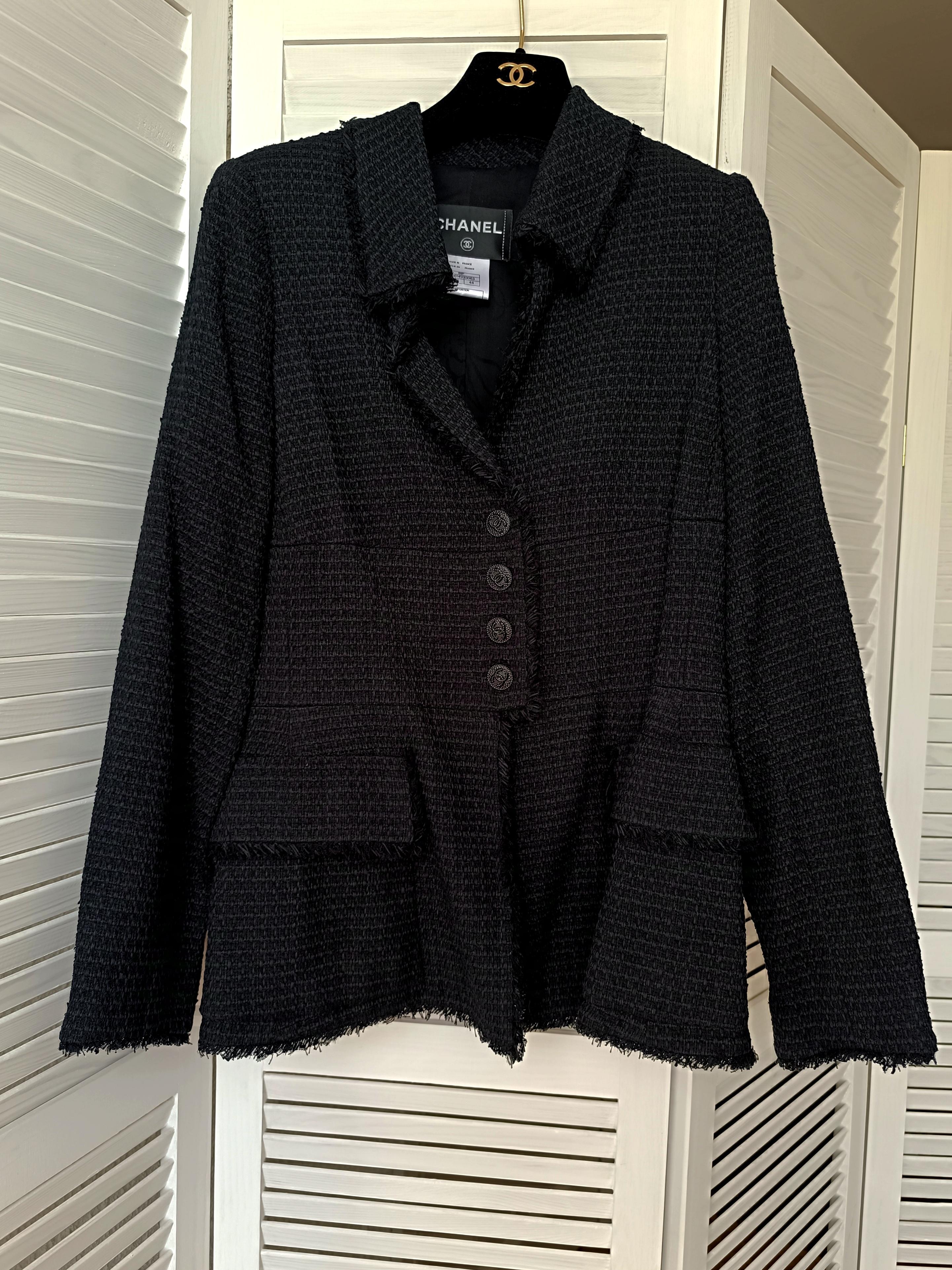 Chanel & Karl Lagerfeld 09P 2009 tweed black jacket CC logo buttons 6