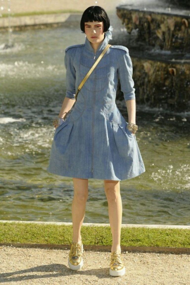 Chanel & Karl Lagerfeld 13c 2013 cruise Versailles dress CC logo buttons For Sale 7