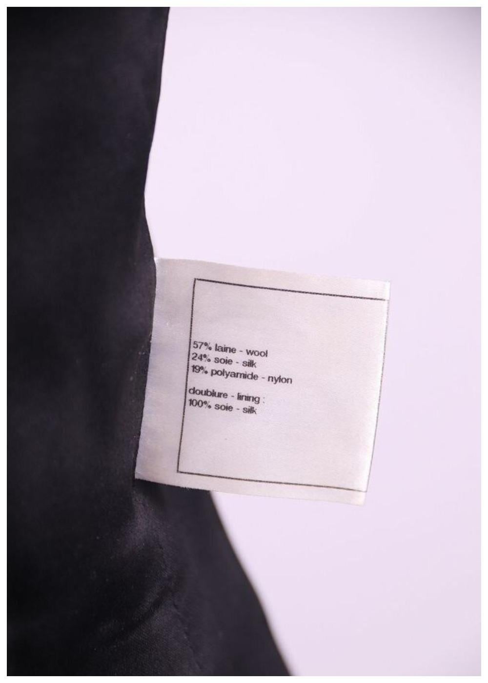 Chanel & Karl Lagerfeld for Chanel 2010 - Giacca con zip in tweed con finiture a treccia in lana nera in vendita 4