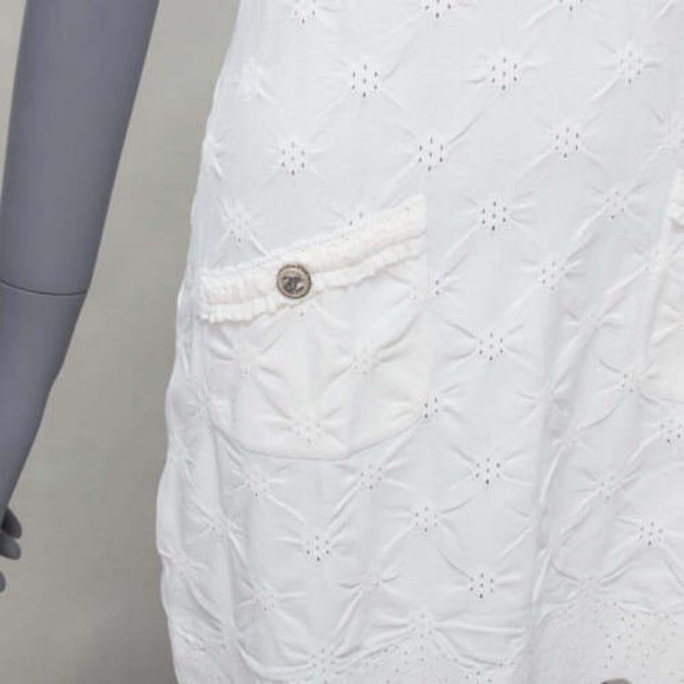 CHANEL Karl Lagerfeld 2011 CC logo buttons white lace knitted mini dress FR34 XS
Reference: SNKO/A00274
Brand: Chanel
Designer: Karl Lagerfeld
Collection: Cruise 2011
Material: Rayon, Blend
Color: White
Pattern: Lace
Closure: Pullover
Extra Details: