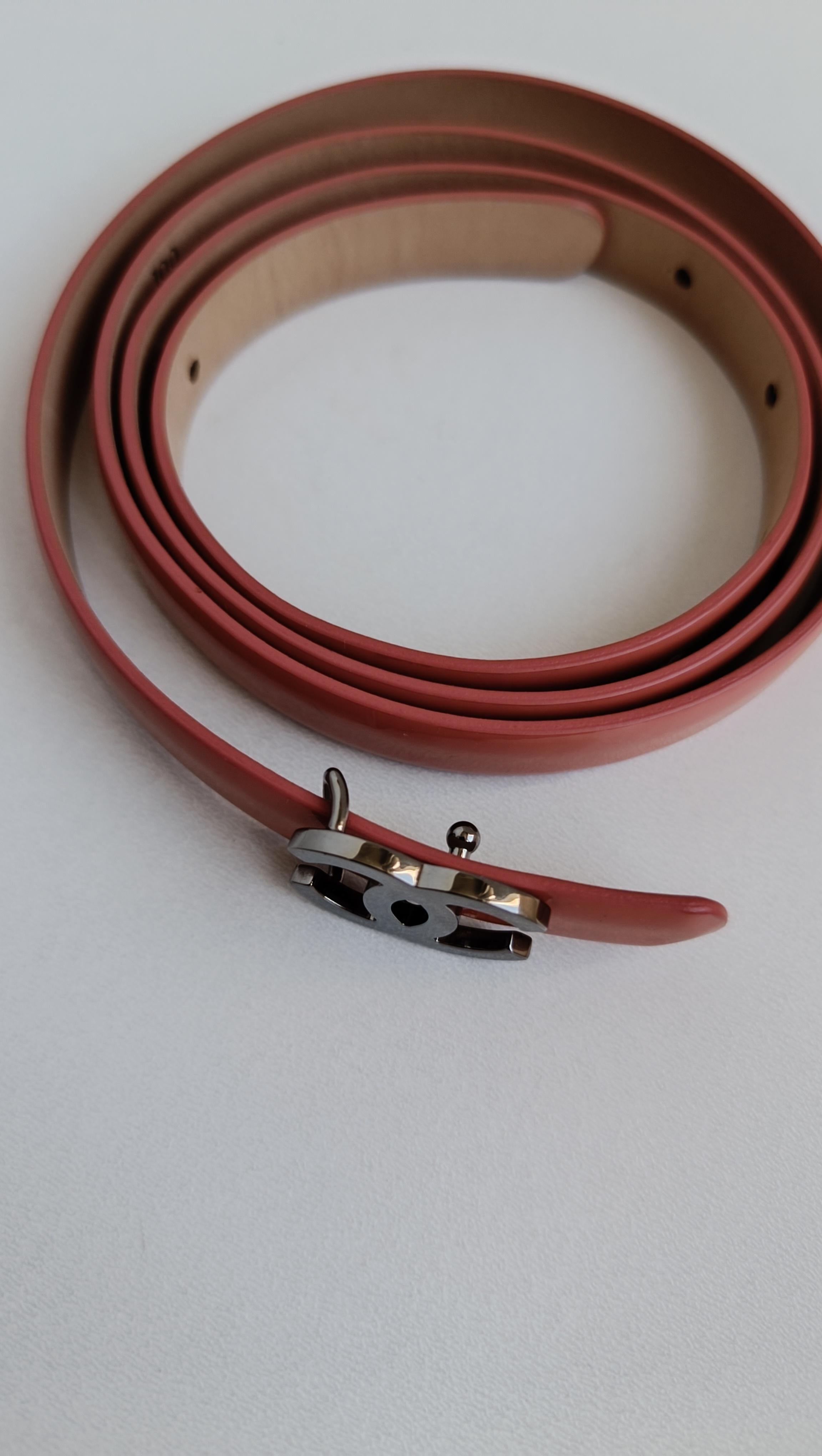 CHANEL Karl Lagerfeld 2012 Skinny belt patent leather SZ 110 For Sale 6