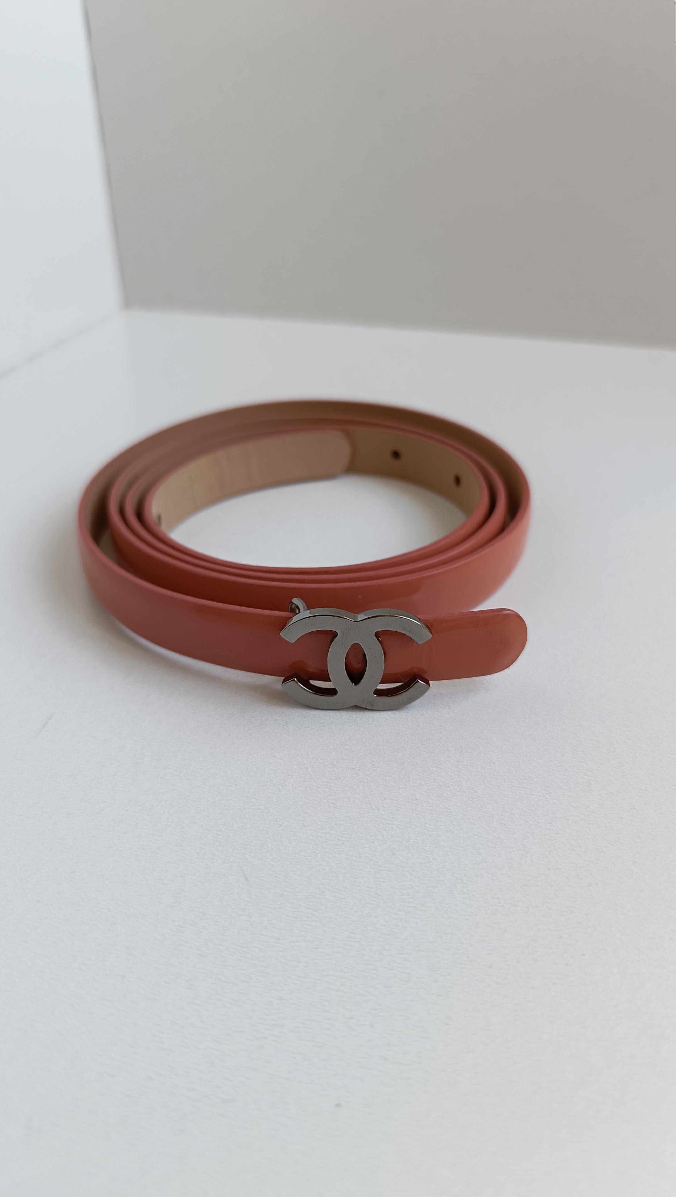 CHANEL Karl Lagerfeld 2012 Skinny belt patent leather SZ 110 For Sale 7