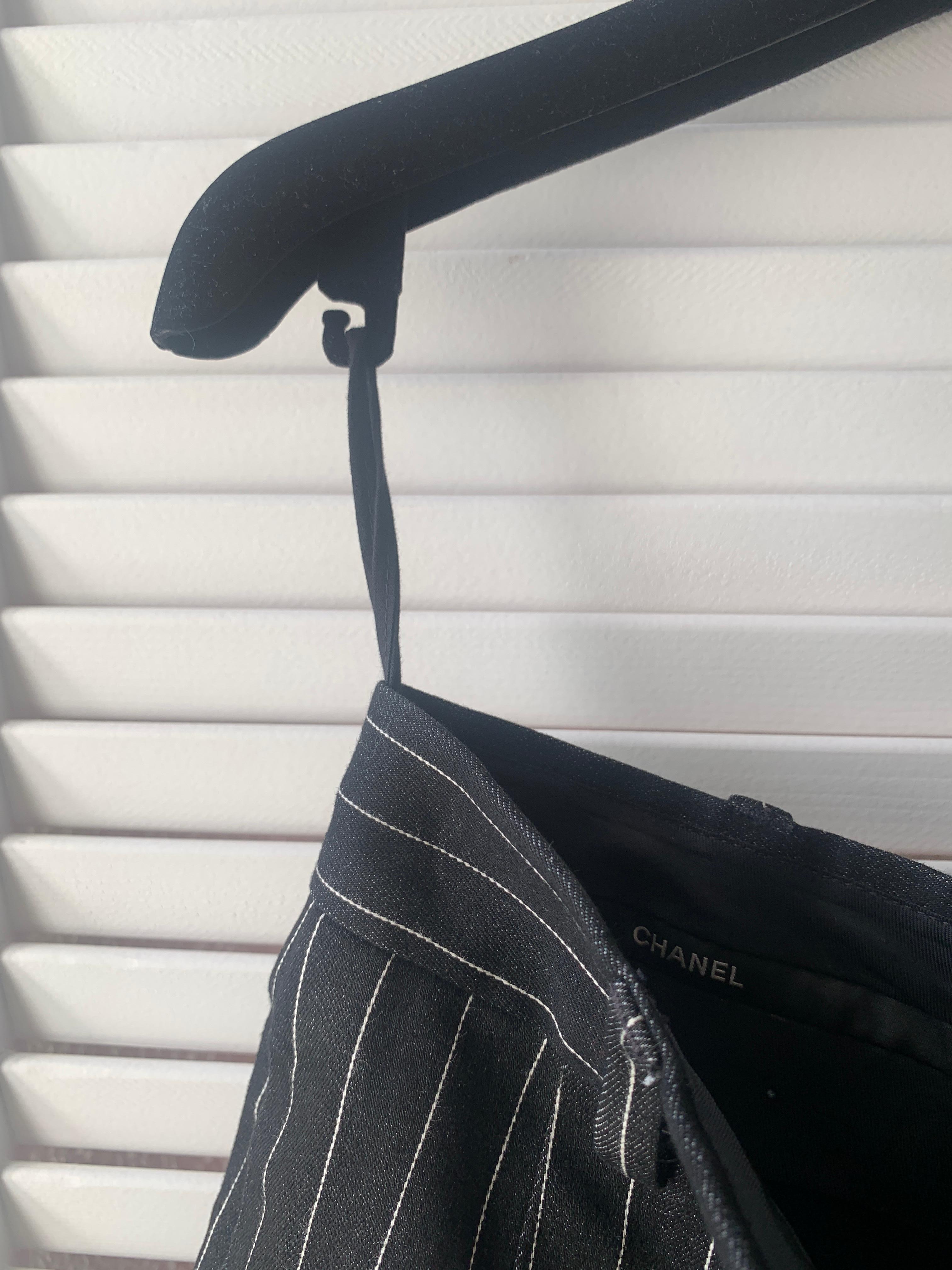 Chanel & Karl Lagerfeld 2015 long runway shorts For Sale 14