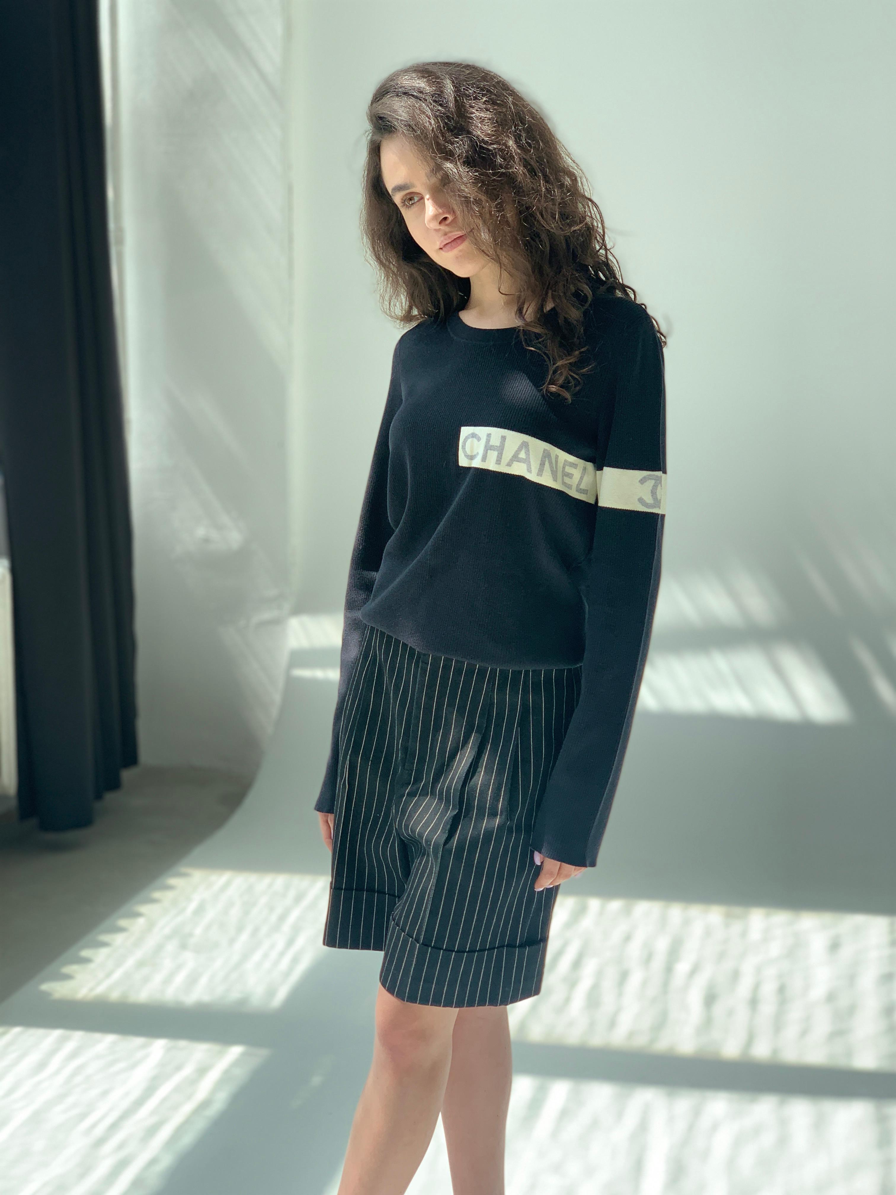 Chanel & Karl Lagerfeld 2015 long runway shorts For Sale 4