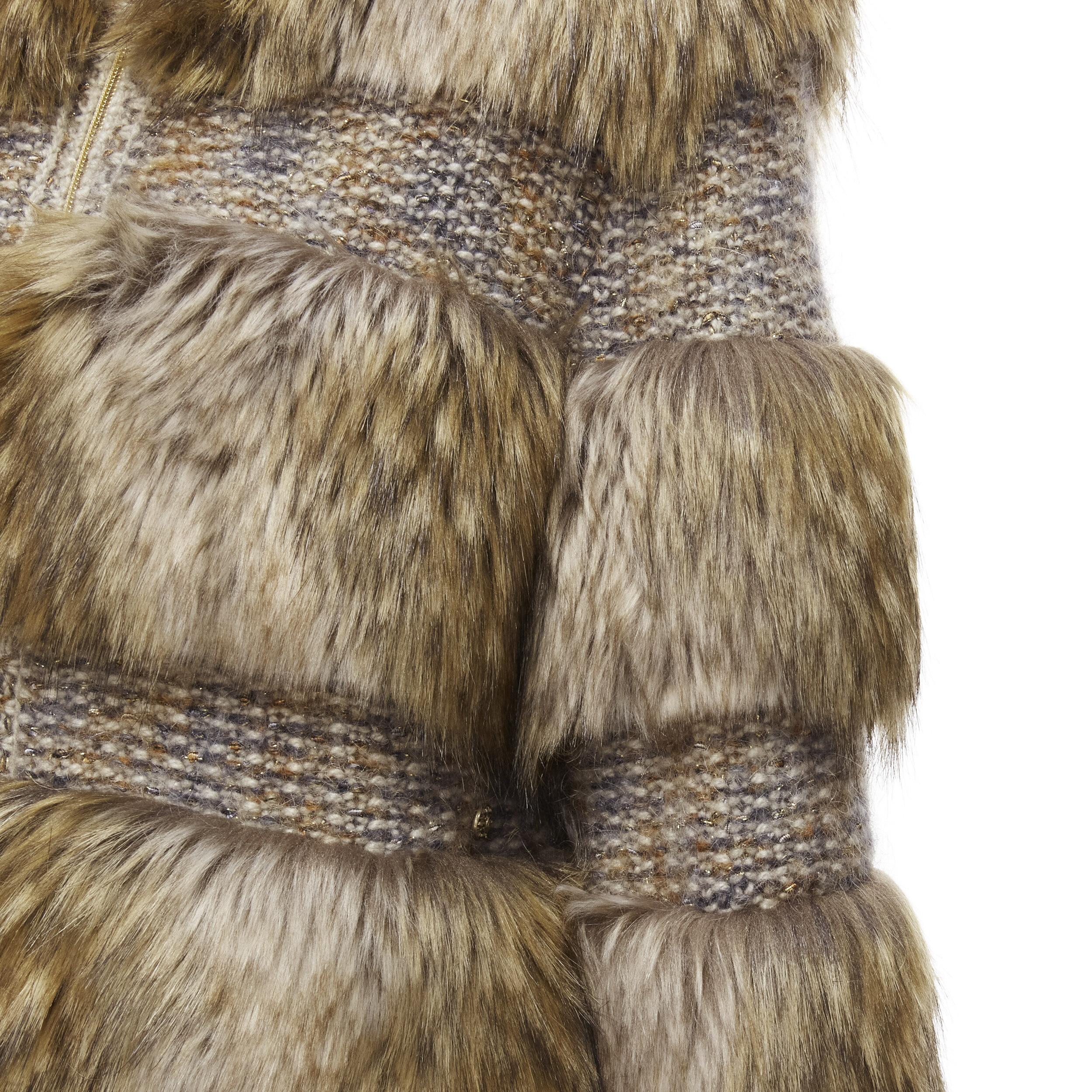 CHANEL Karl Lagerfeld 2018 Runway faux fur tweed CC logo zipped jacket FR38 M 5