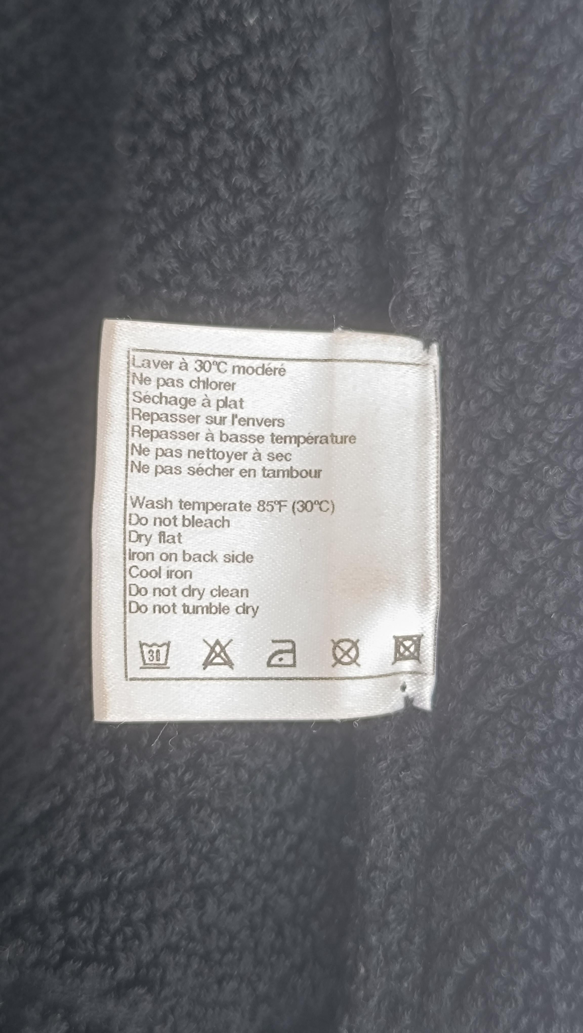 Chanel & Karl Lagerfeld for Chanel - Jupe à franges avec logo en tissu éponge noir en vente 11