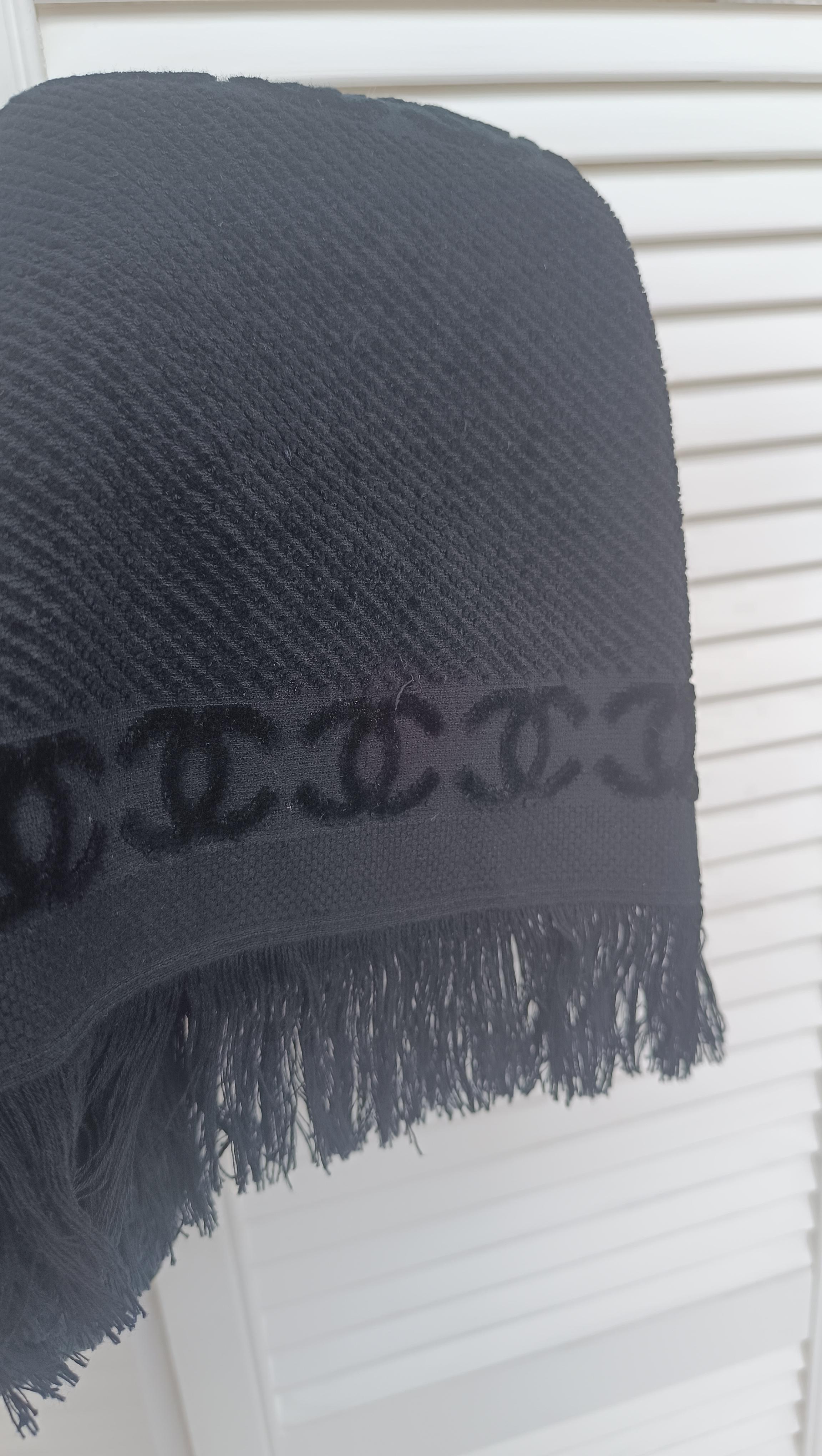 Chanel & Karl Lagerfeld for Chanel - Jupe à franges avec logo en tissu éponge noir en vente 4