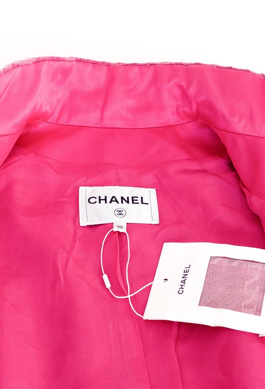 Chanel Karl Lagerfeld Final Collection FW 2019 Pink Tweed Bomber Jacket For Sale 3