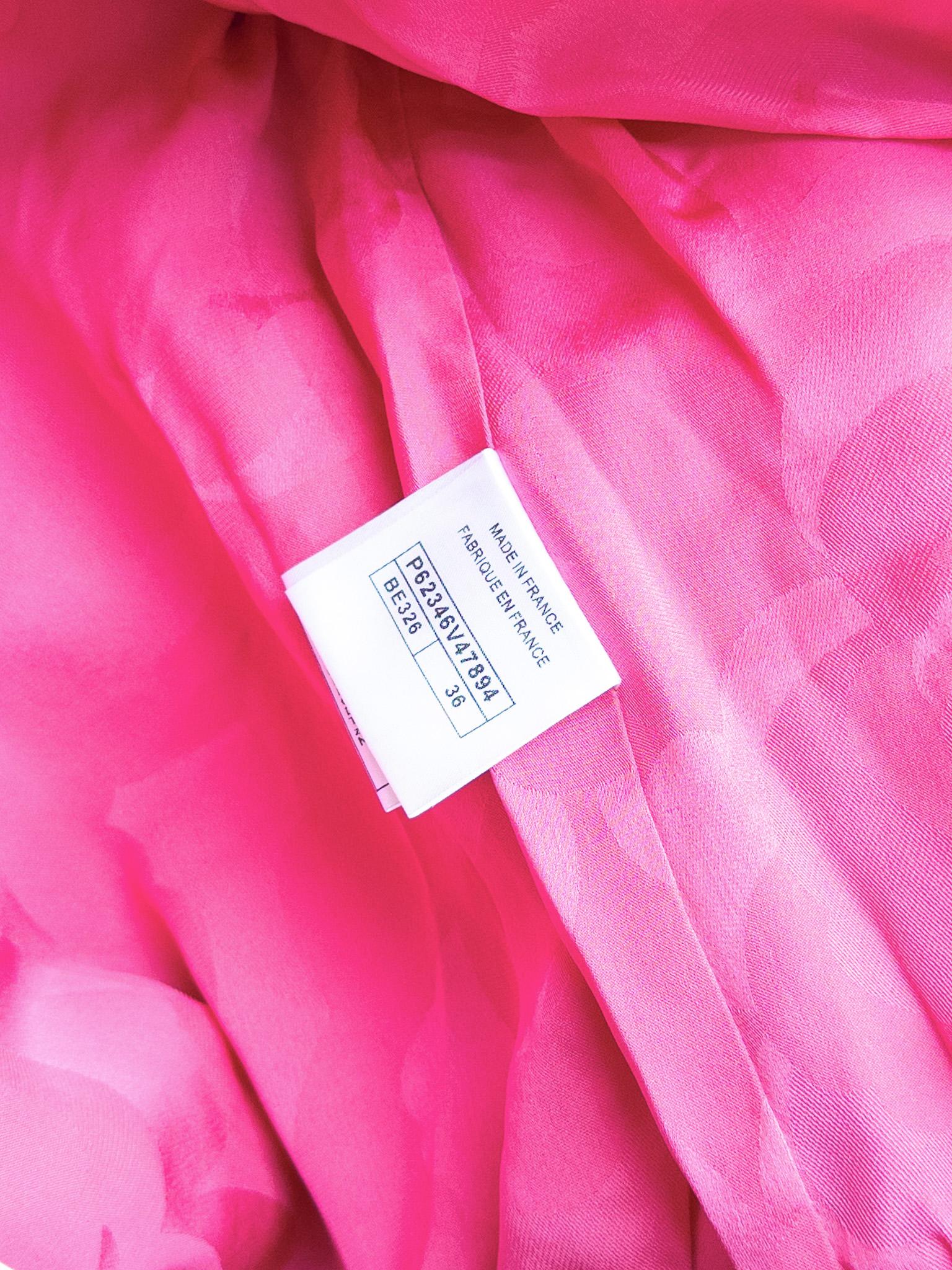 Chanel Karl Lagerfeld Final Collection FW 2019 Pink Tweed Bomber Jacket For Sale 4