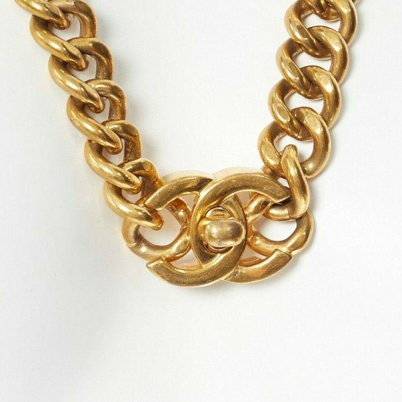 CHANEL KARL LAGERFELD heavy duty gold tone metal chain CC turnlock belt necklace
Brand: CHANEL
Designer: Karl Lagerfeld
Model Name / Style: Chain belt
Material: Metal
Color: Gold
Pattern: Solid
Closure: Turn Lock
Extra Detail: Gold-tone heavy duty