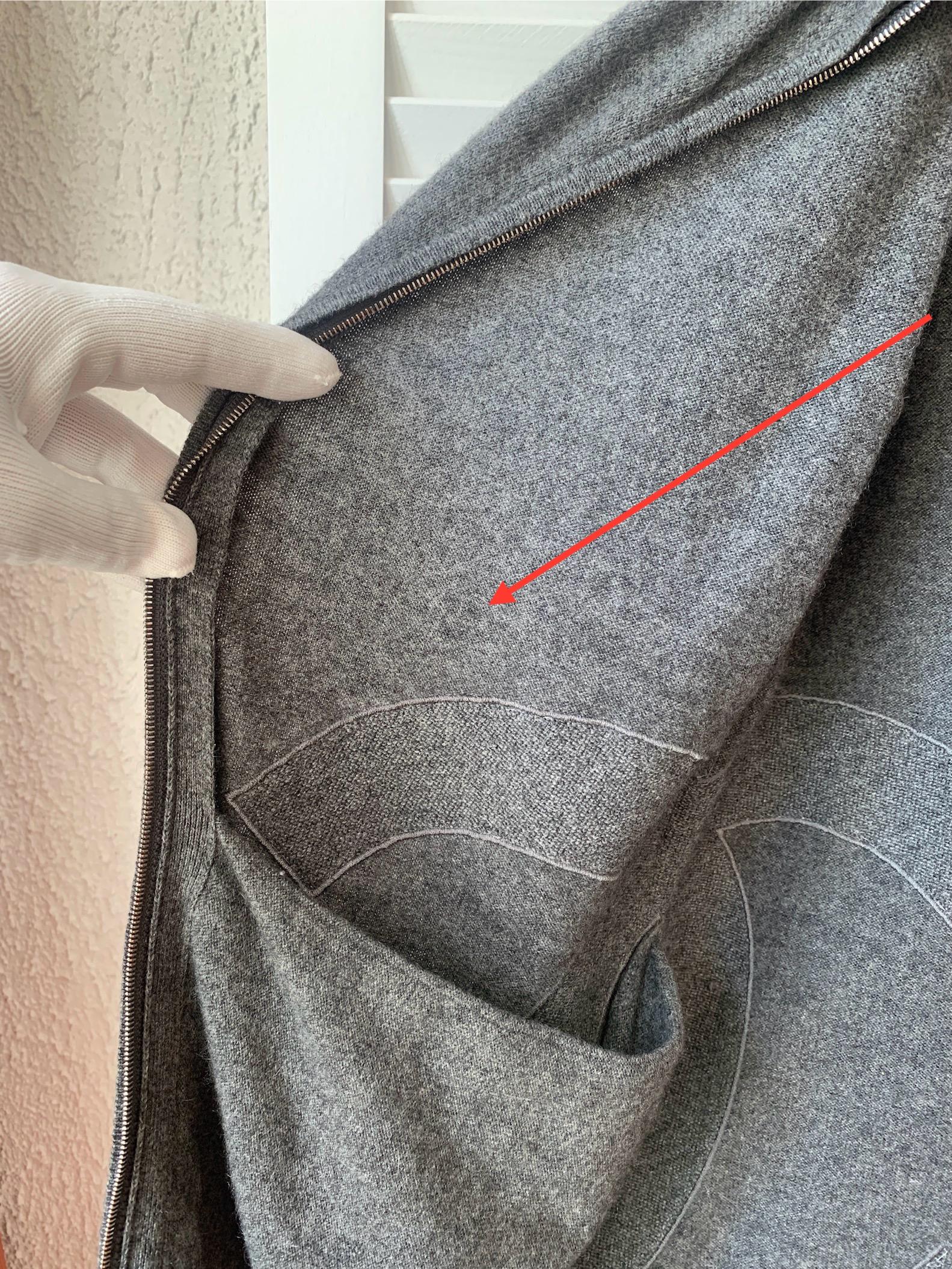 Chanel & Karl Lagerfeld Sport line Gray Zipped Cashmere Hoodie grand CC en vente 12